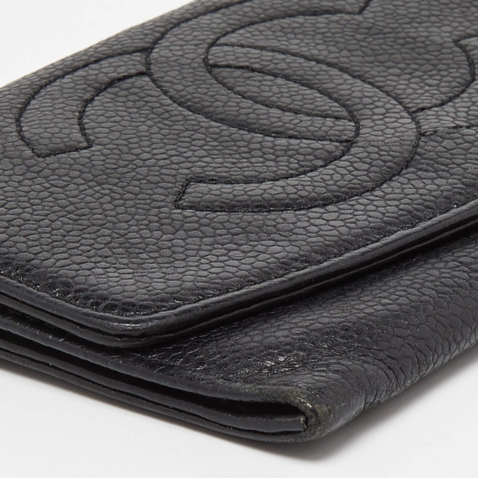 Chanel - Portefeuille continental Timeless en cuir caviar noir CC État moyen à Dubai, Al Qouz 2