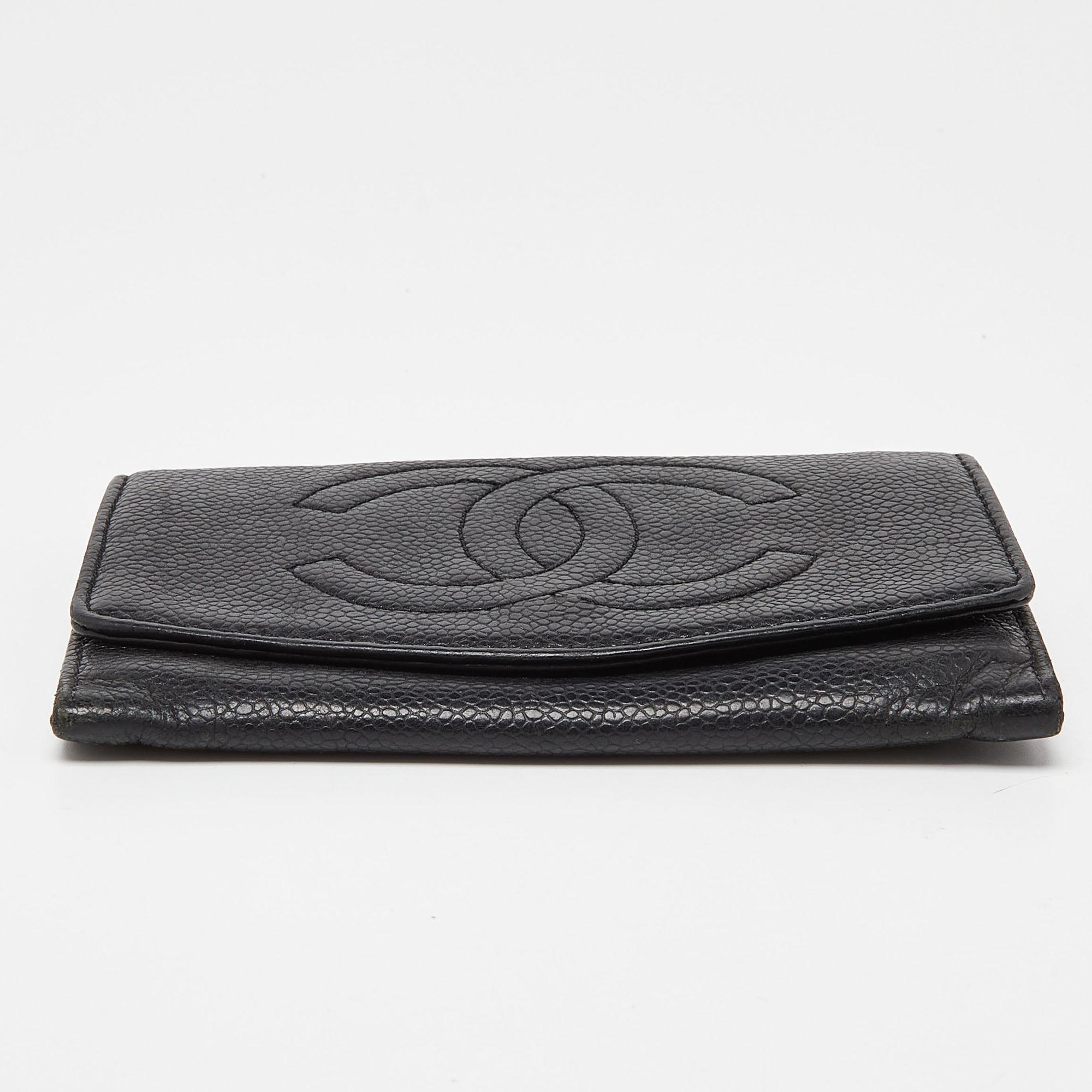 Chanel - Portefeuille continental Timeless en cuir caviar noir CC en vente 3