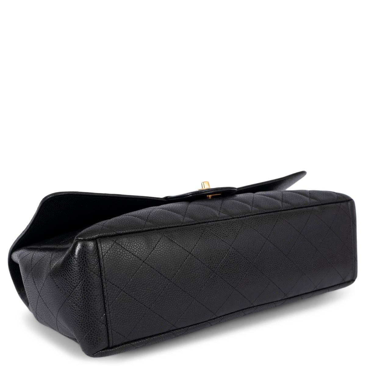 CHANEL black Caviar leather CLASSIC MAXI SINGLE FLAP Shoulder Bag For Sale 1