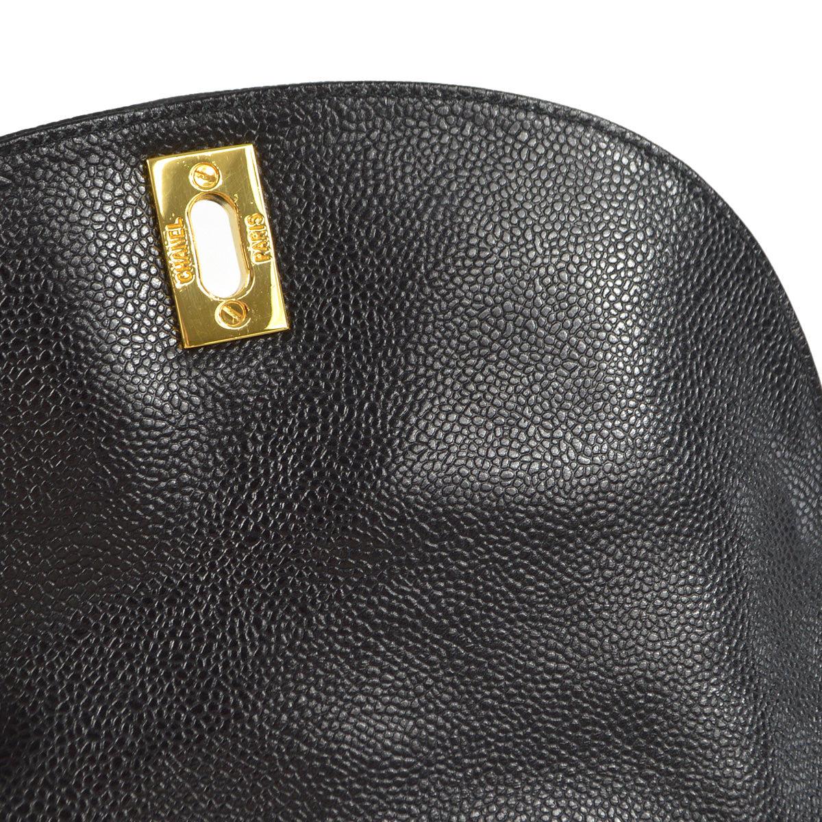 Chanel Zaino Duma a doppia tasca in pelle di caviale nero in vendita 7