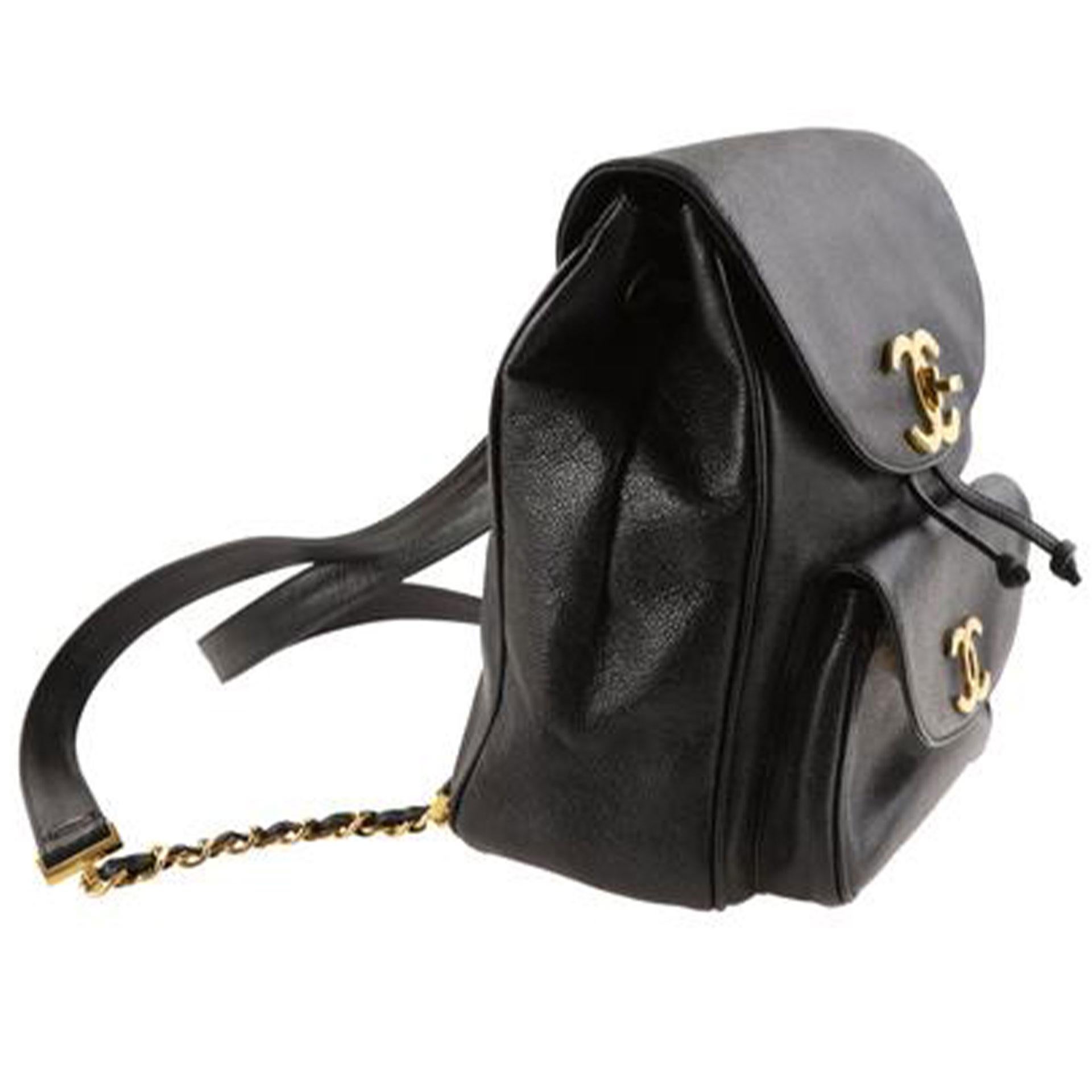 Chanel Zaino Duma a doppia tasca in pelle di caviale nero in vendita 2