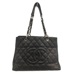 Used Chanel black caviar leather GST shoulder bag