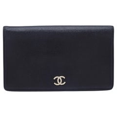 Authentic Vintage Chanel Quilted Yen Wallet Leather Timeless Piece *109*❣️❣️
