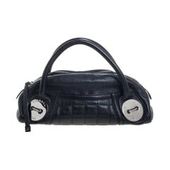Chanel Mini-Bowlingtasche aus schwarzem Kaviarleder