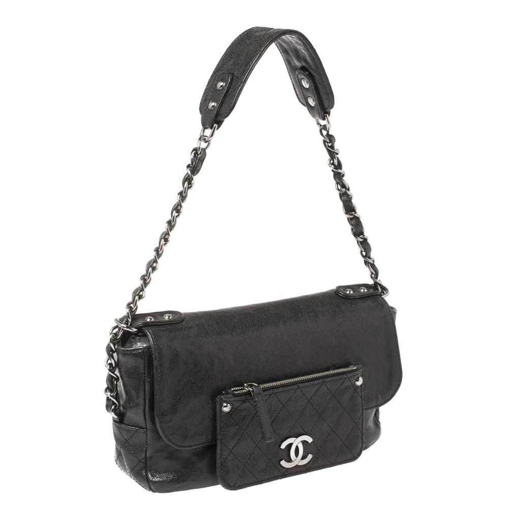 Chanel Black Caviar Leather Pocket in the City Flap Bag In Good Condition In Dubai, Al Qouz 2
