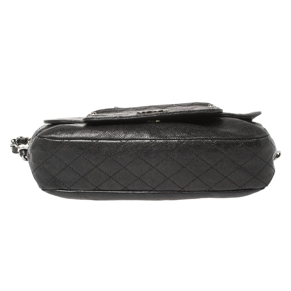 Women's Chanel Black Caviar Leather Pocket in the City Flap Bag