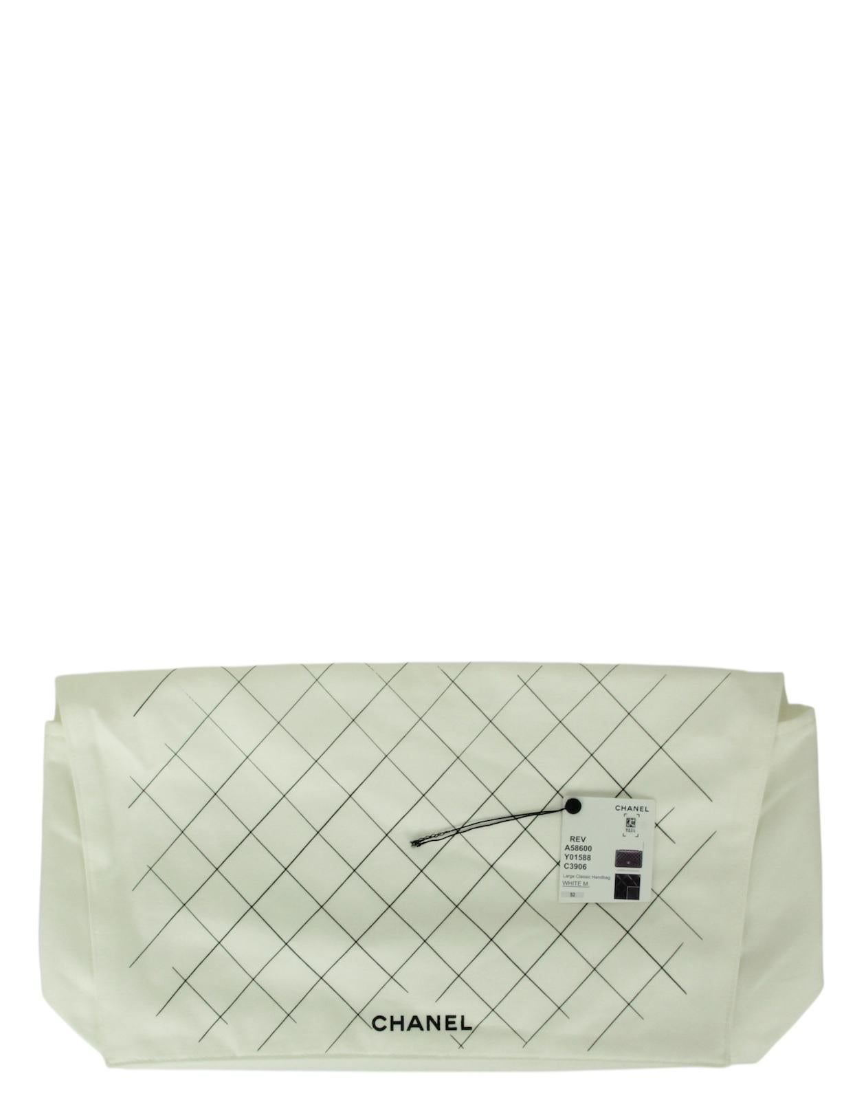 Chanel - Sac classique à double rabat en cuir noir caviar matelassé. en vente 5