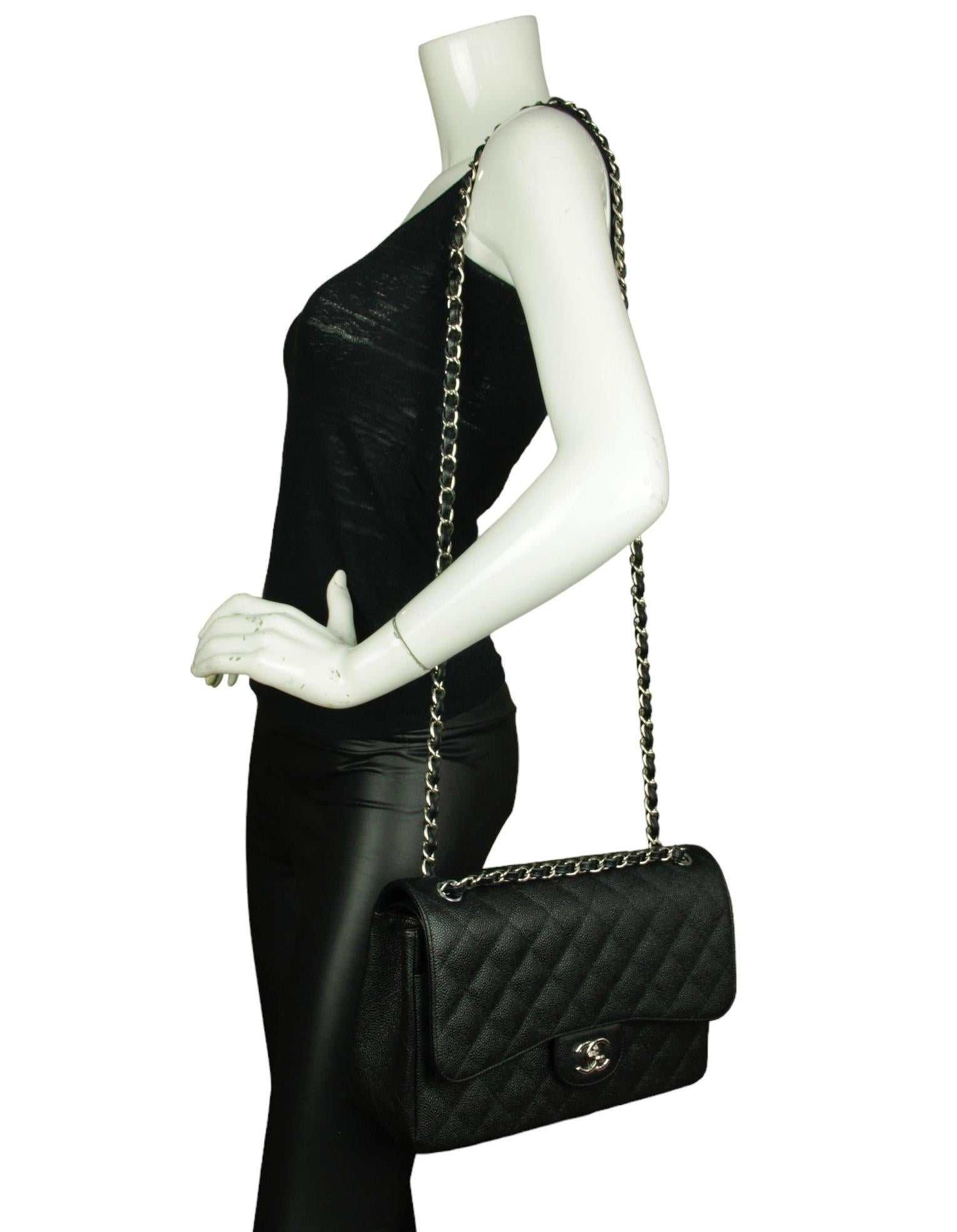 Chanel Black Caviar Leather Quilted Classic Double Flap Jumbo Bag In Excellent Condition For Sale In New York, NY