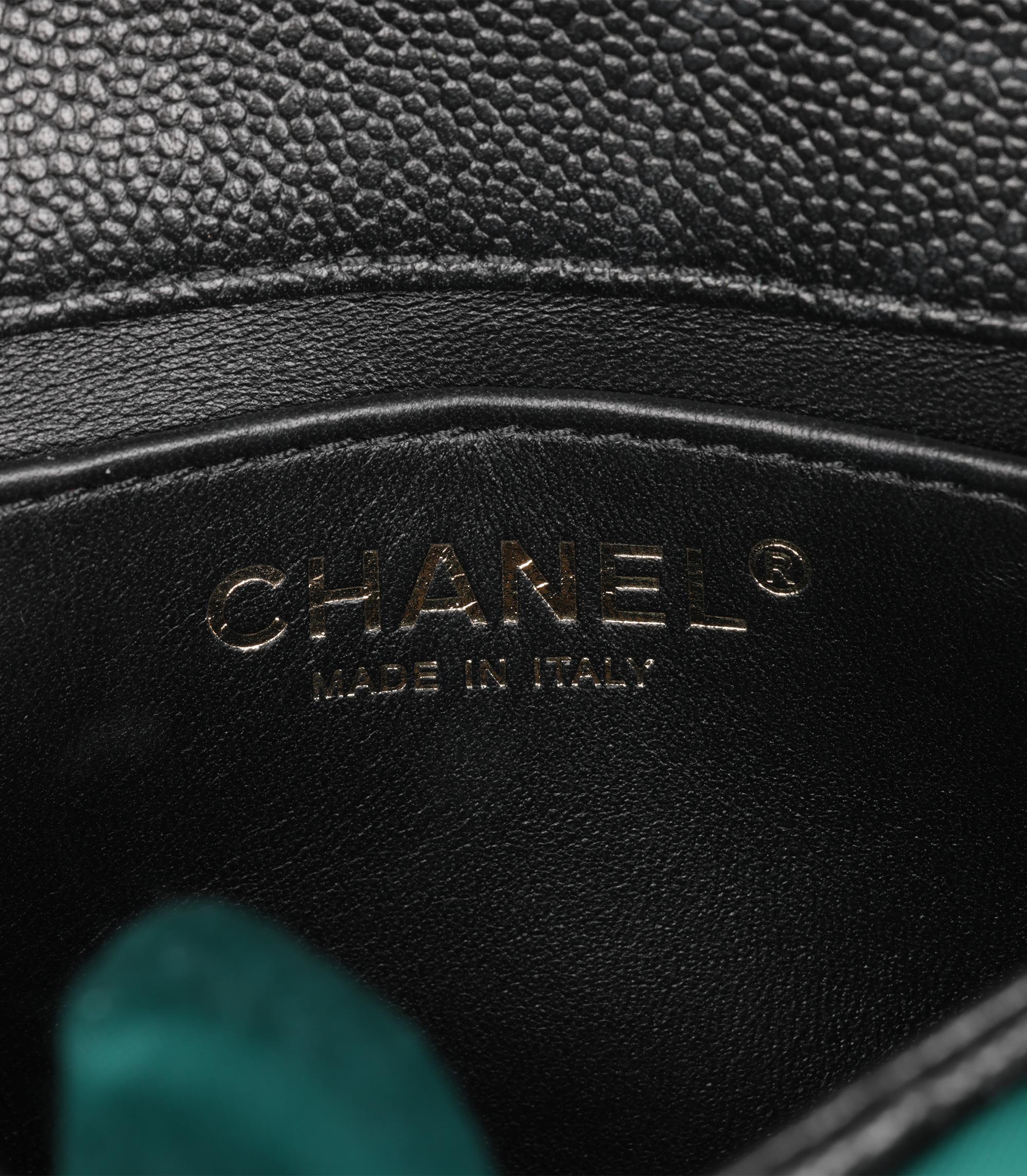 Chanel, borsa in pelle nera Caviale Sweetheart rettangolare con mini flap in vendita 4