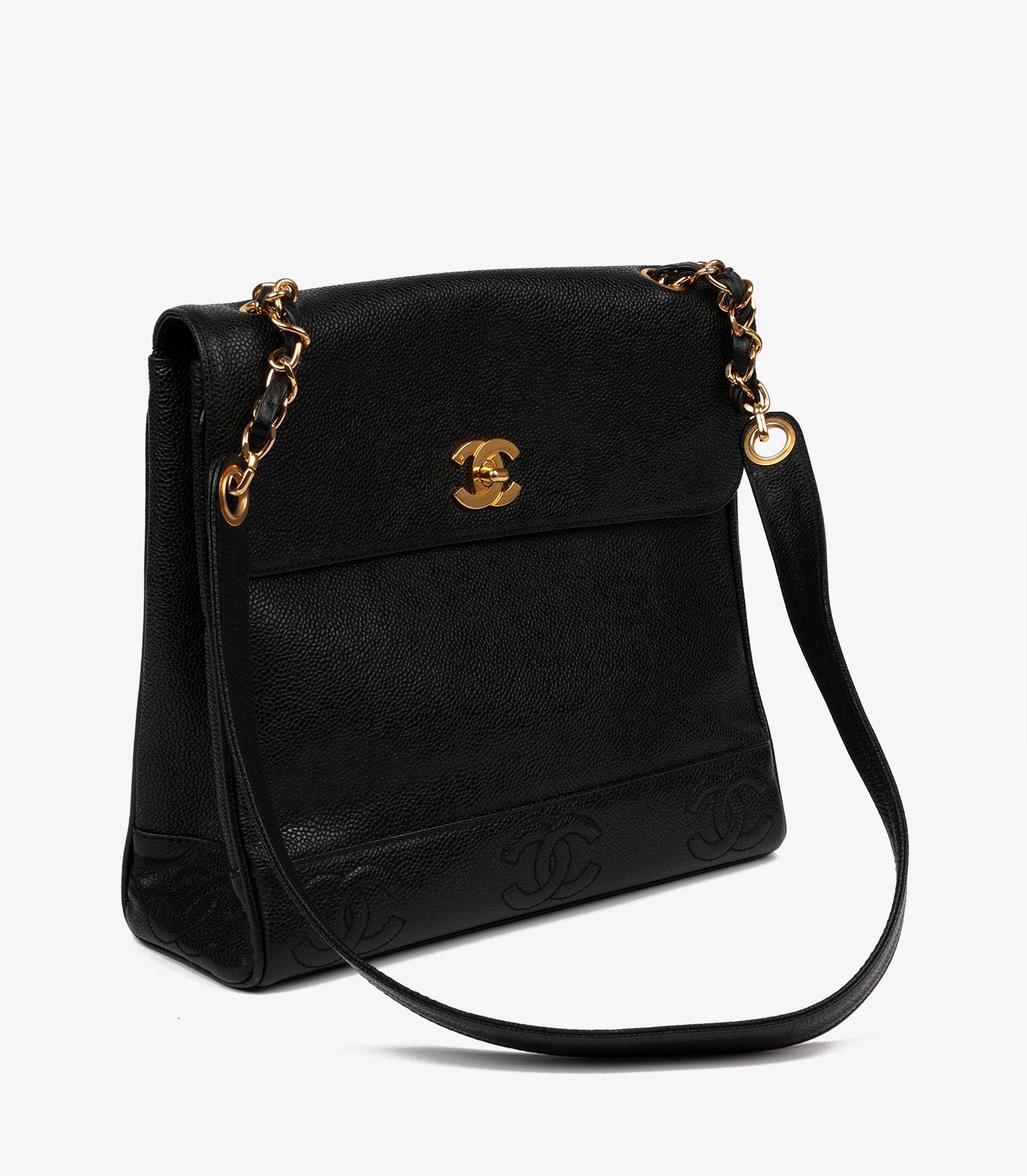 Chanel Black Caviar Leather Vintage Logo Trim Jumbo Classic Shoulder Bag In Excellent Condition In Bishop's Stortford, Hertfordshire