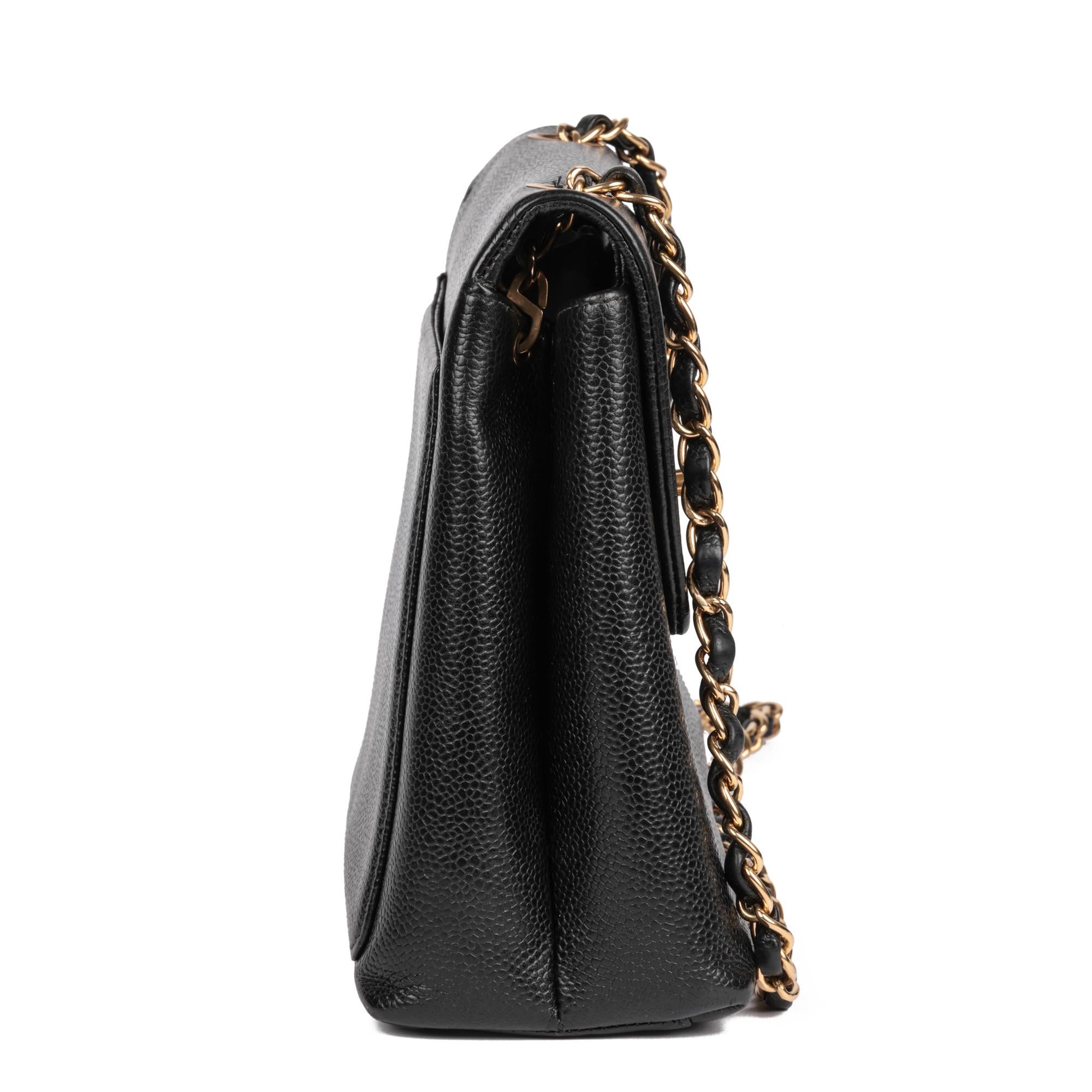 Noir CHANEL Black Caviar Vintage Leather Medium Classic Single Flap Bag en vente