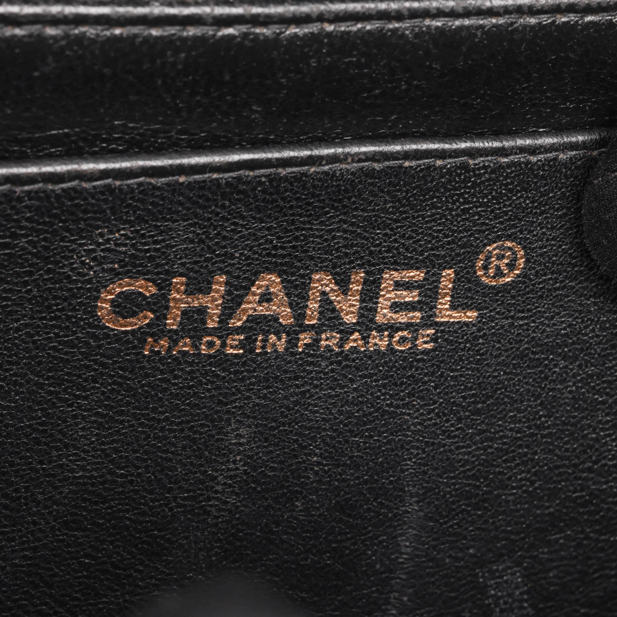 CHANEL Black Caviar Vintage Leather Medium Classic Single Flap Bag en vente 4