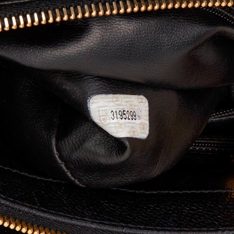 Chanel Black Caviar-Leather Vintage Shoulder Bag For Sale at 1stDibs ...