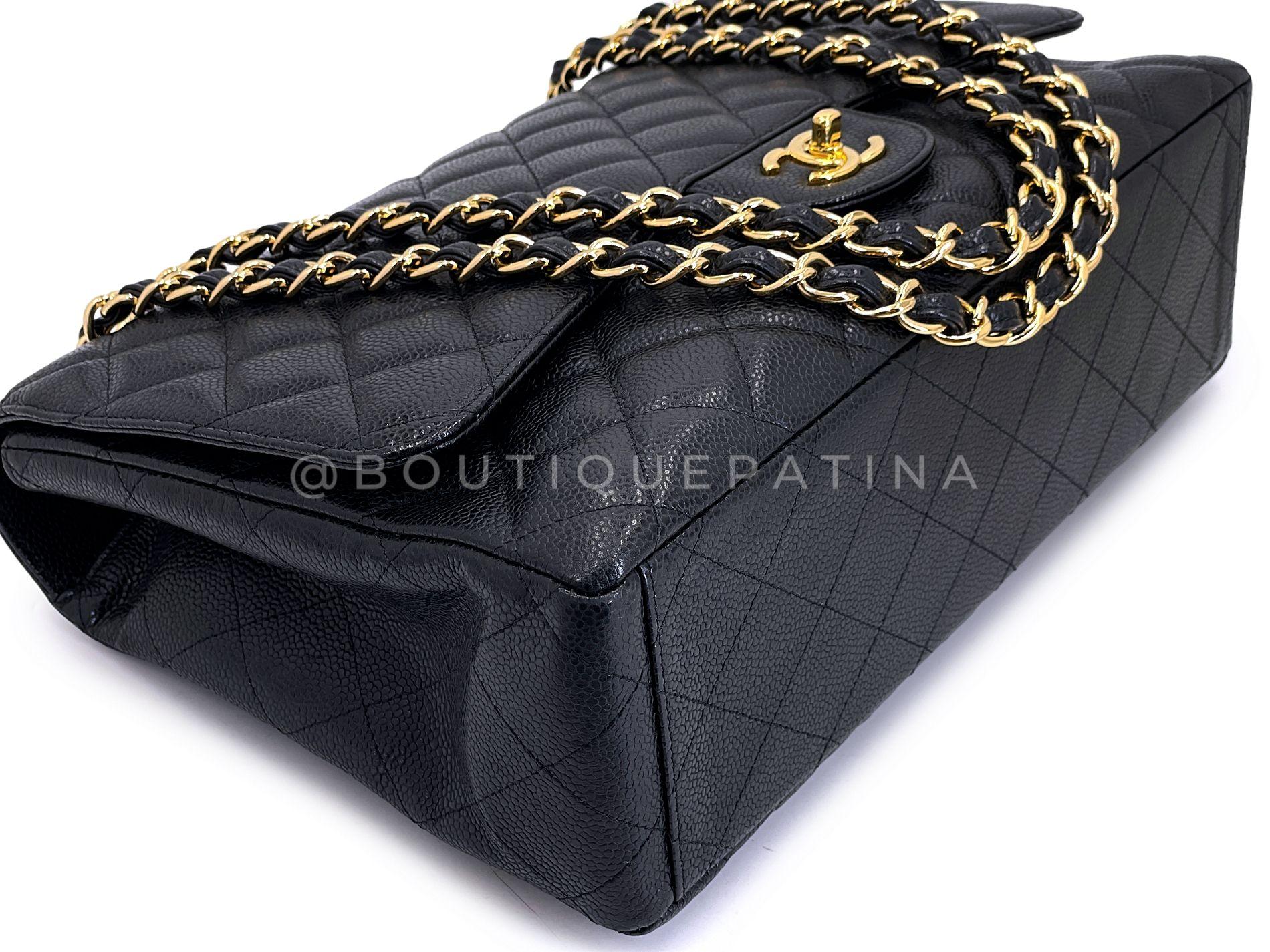 Chanel Noir Caviar Maxi Classic Double Flap Bag GHW 65472 en vente 3