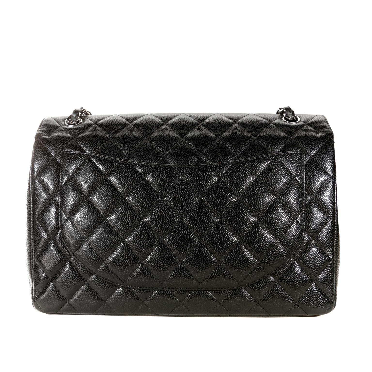 Chanel Black Caviar Maxi Double Flap Classic with SHW In Excellent Condition In Palm Beach, FL