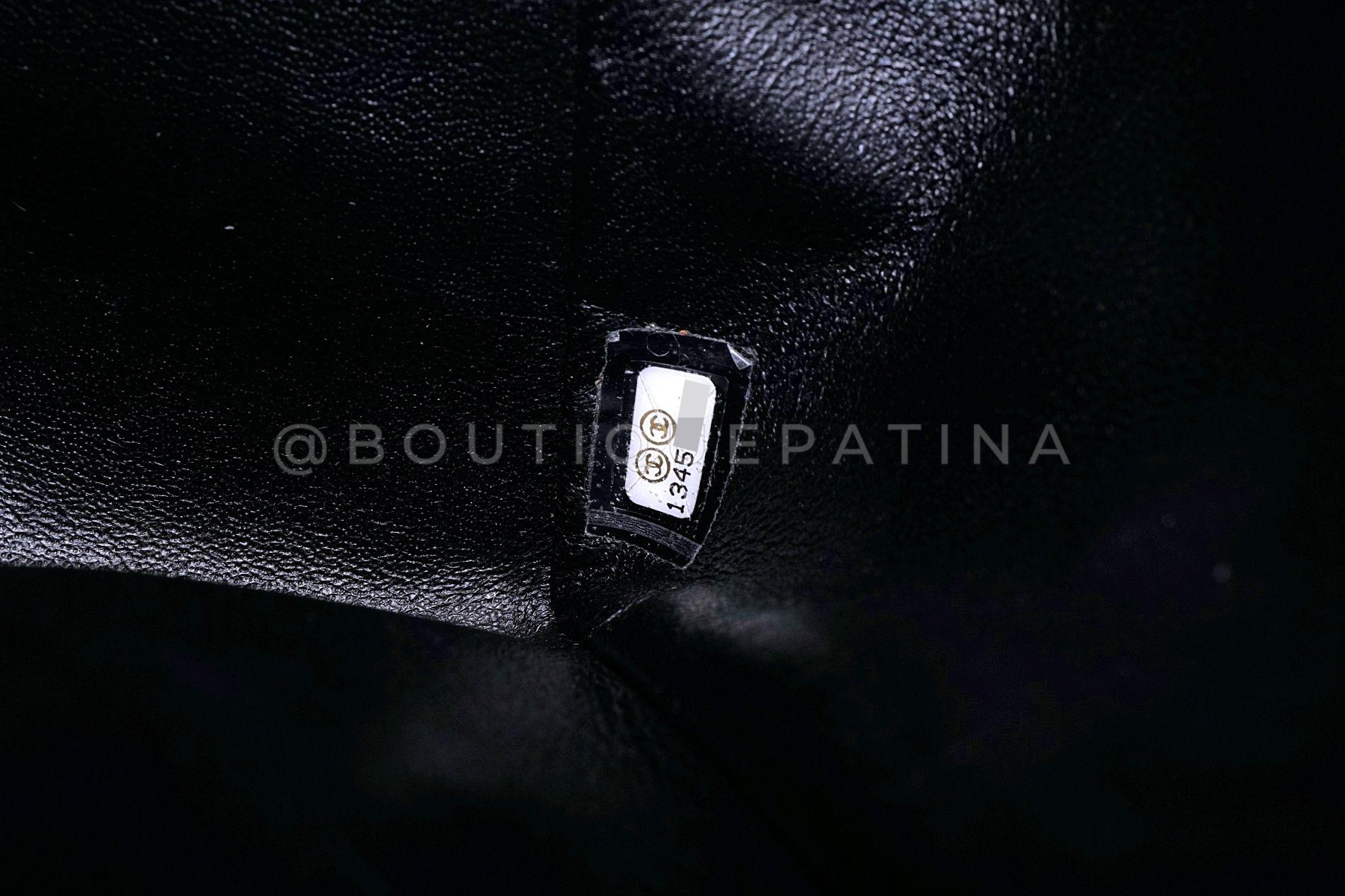 Chanel Black Caviar Maxi Flap Bag SHW Single 66714 For Sale 8