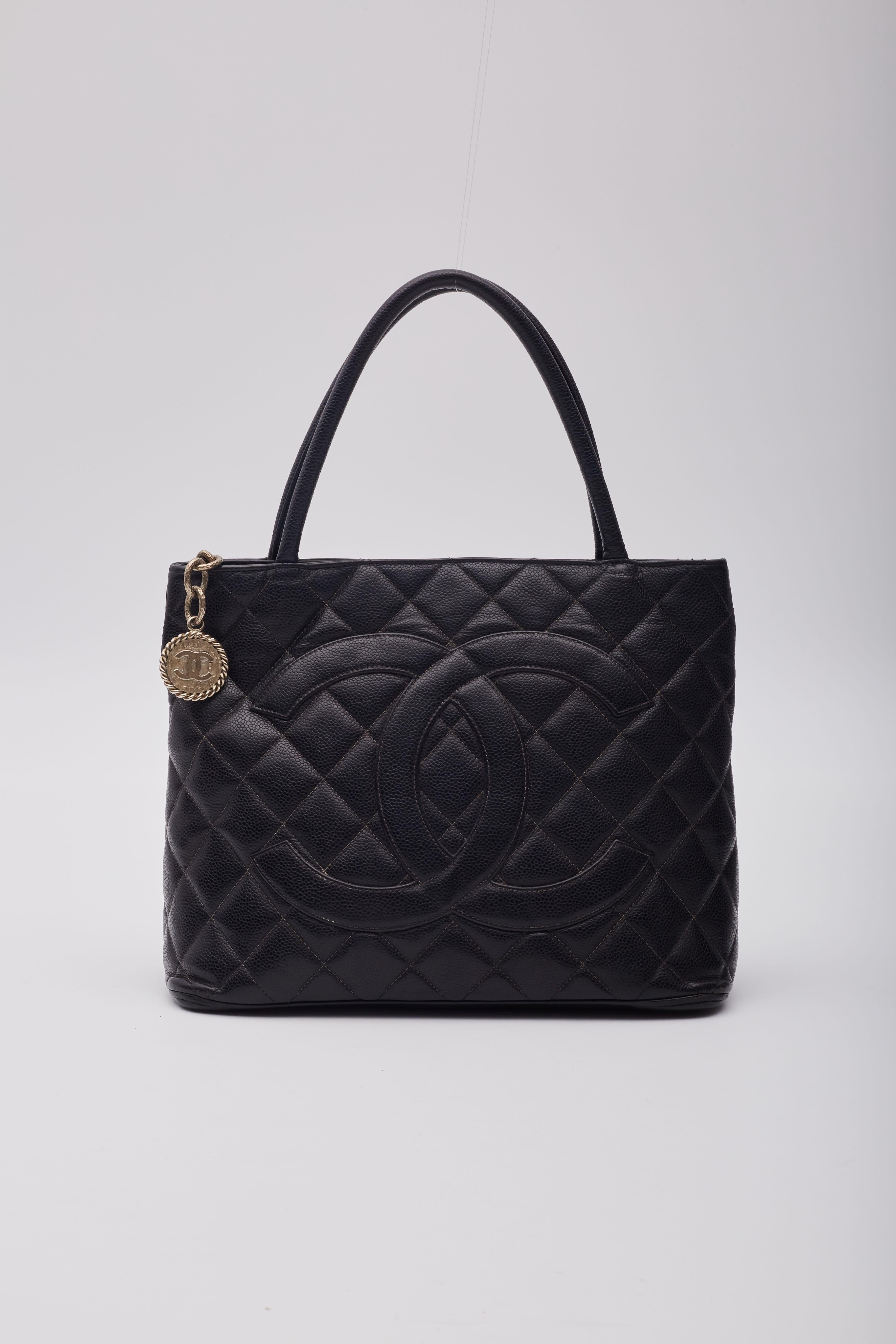 Chanel Black Caviar Medallion Tote Bag Small For Sale 1