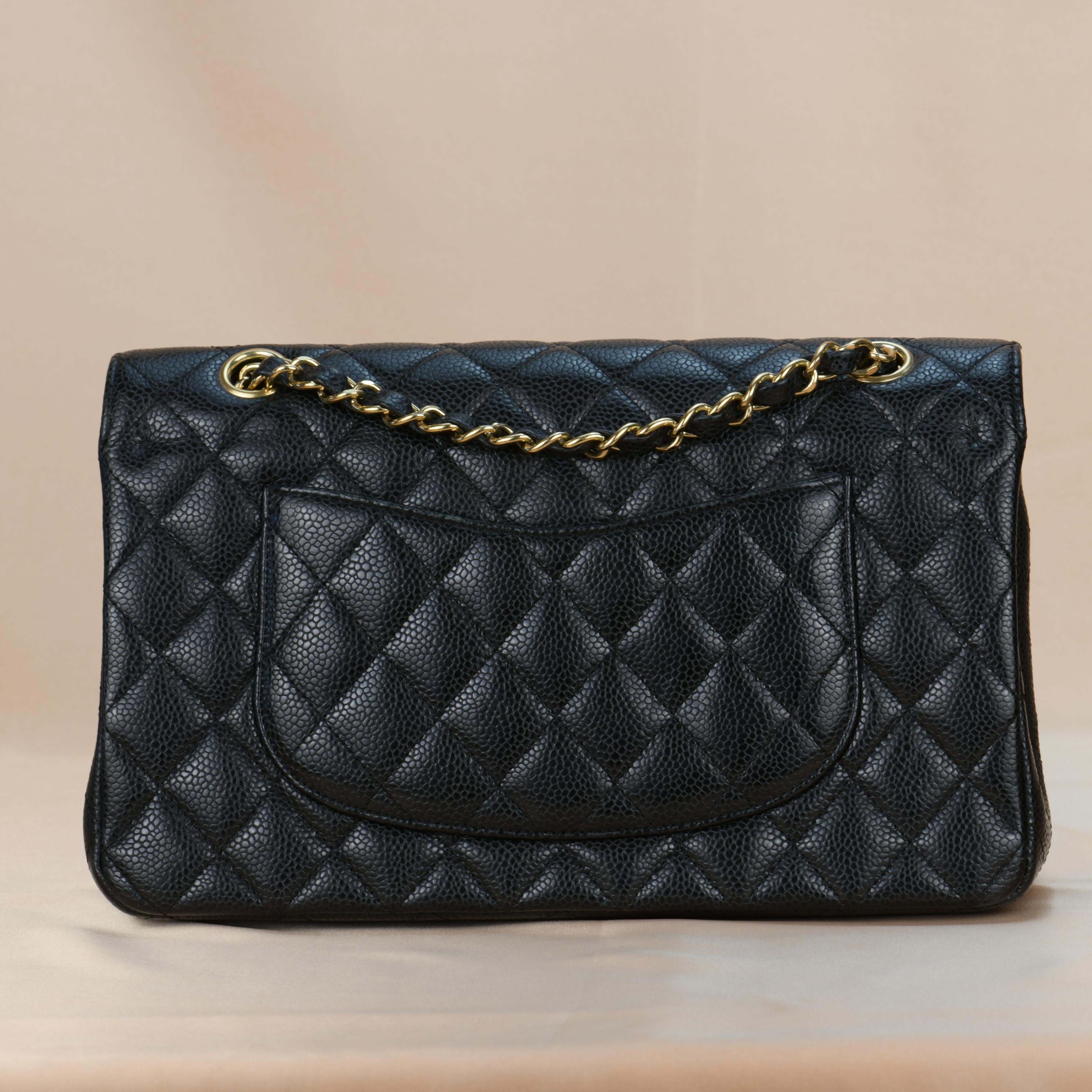 Chanel Black Caviar Medium Classic Double Flap Bag With Dustbag In Excellent Condition In Banbury, GB