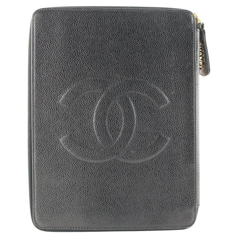 Chanel Black Caviar Organizer Zip Pouch O-Case Wallet 1C0501 For Sale at  1stDibs