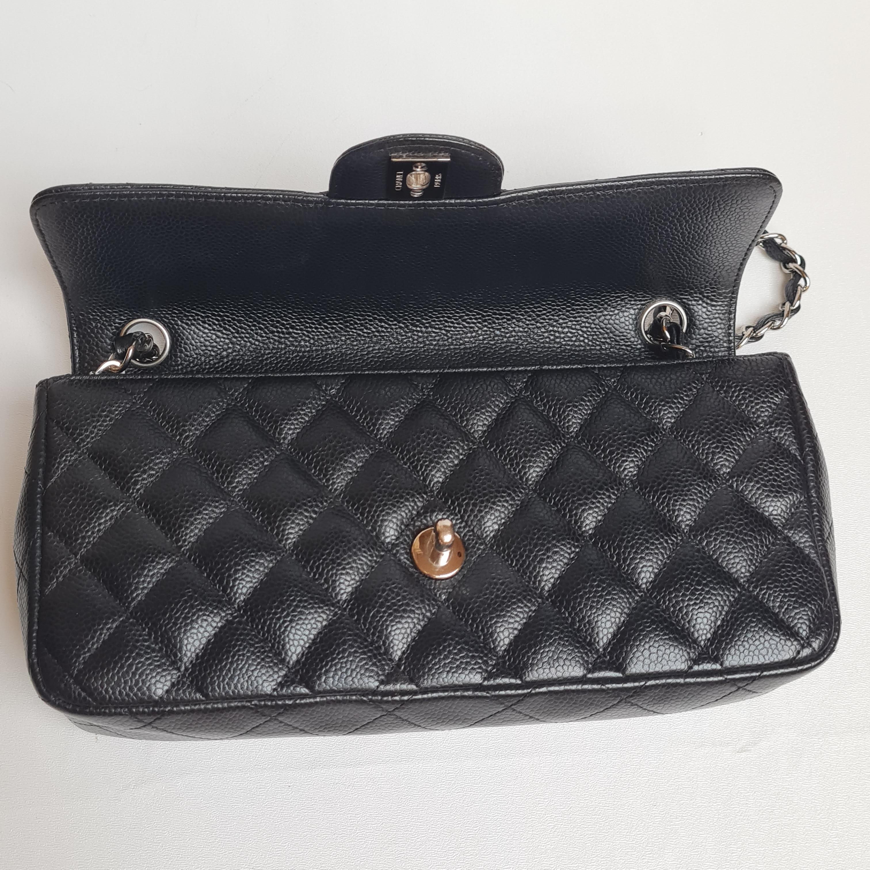 Chanel Black Caviar Quilted East West SHW Flap Bag 7