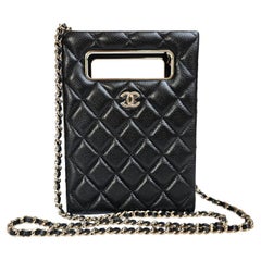 Chanel Schwarze gesteppte Abendbox-Tasche in Kaviar