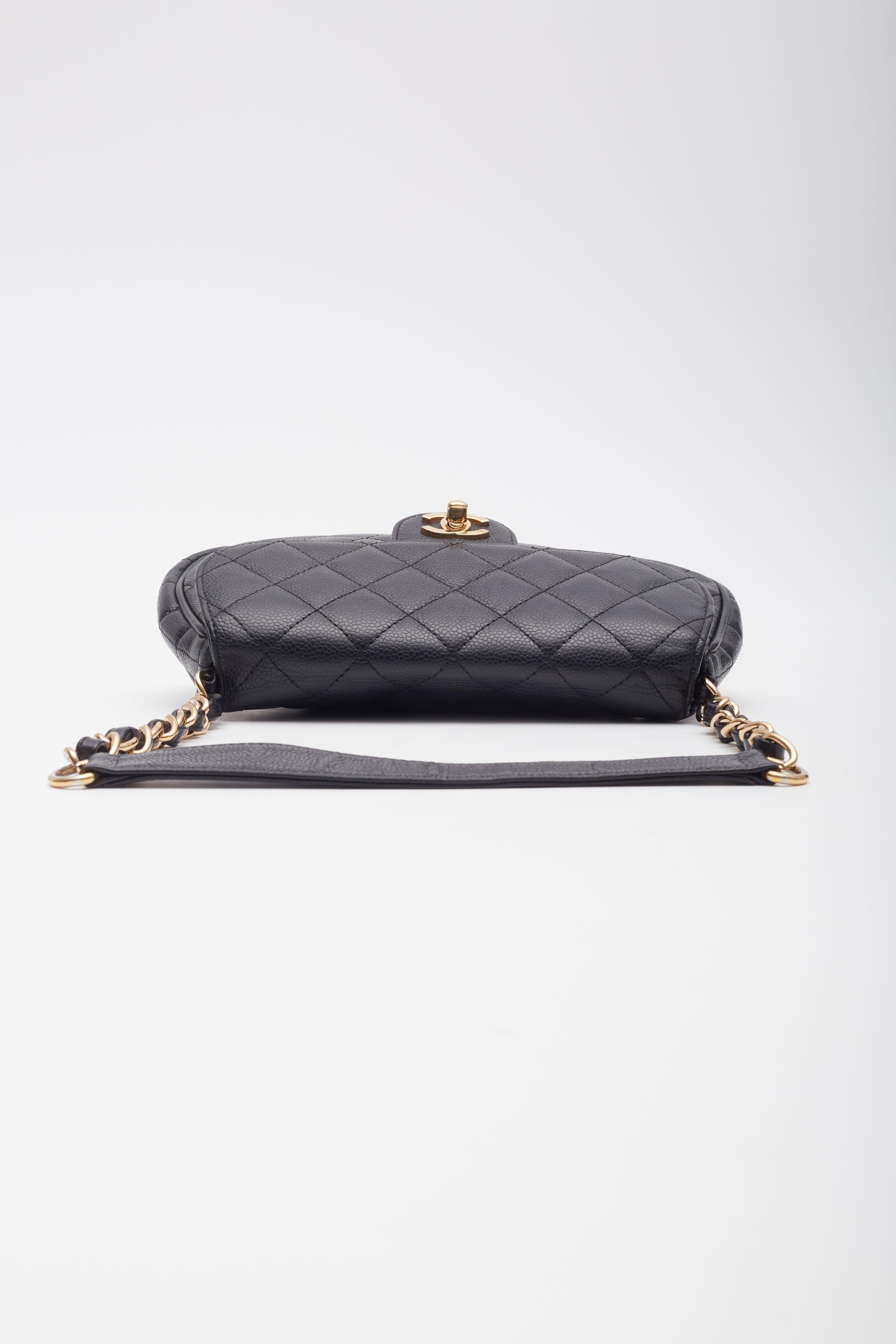 Chanel Black Caviar Quilted Flap Shoulder Bag Small For Sale 8