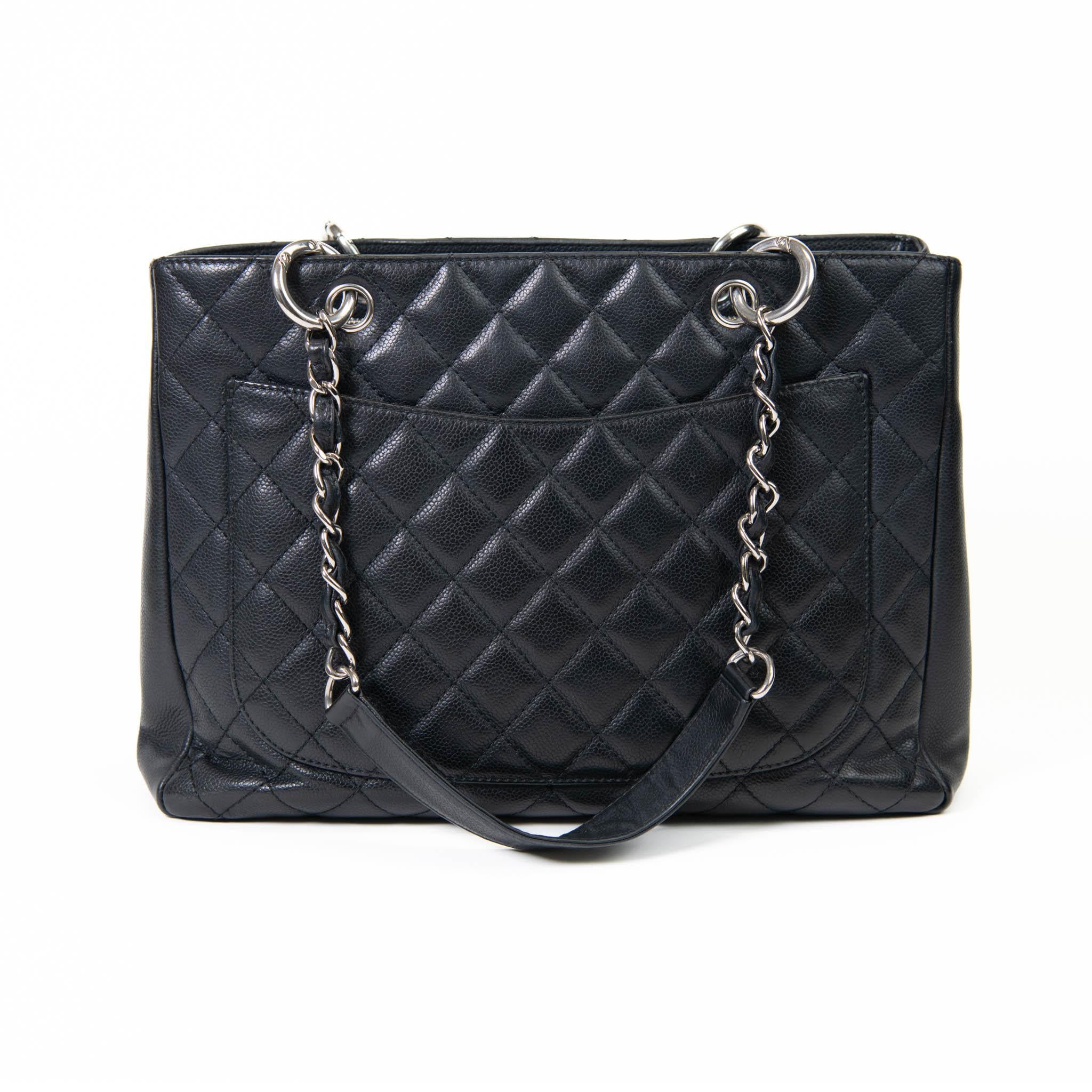 Women's or Men's Chanel  Black Caviar Quilted Grand Shopping Tote GST Silver Hardware