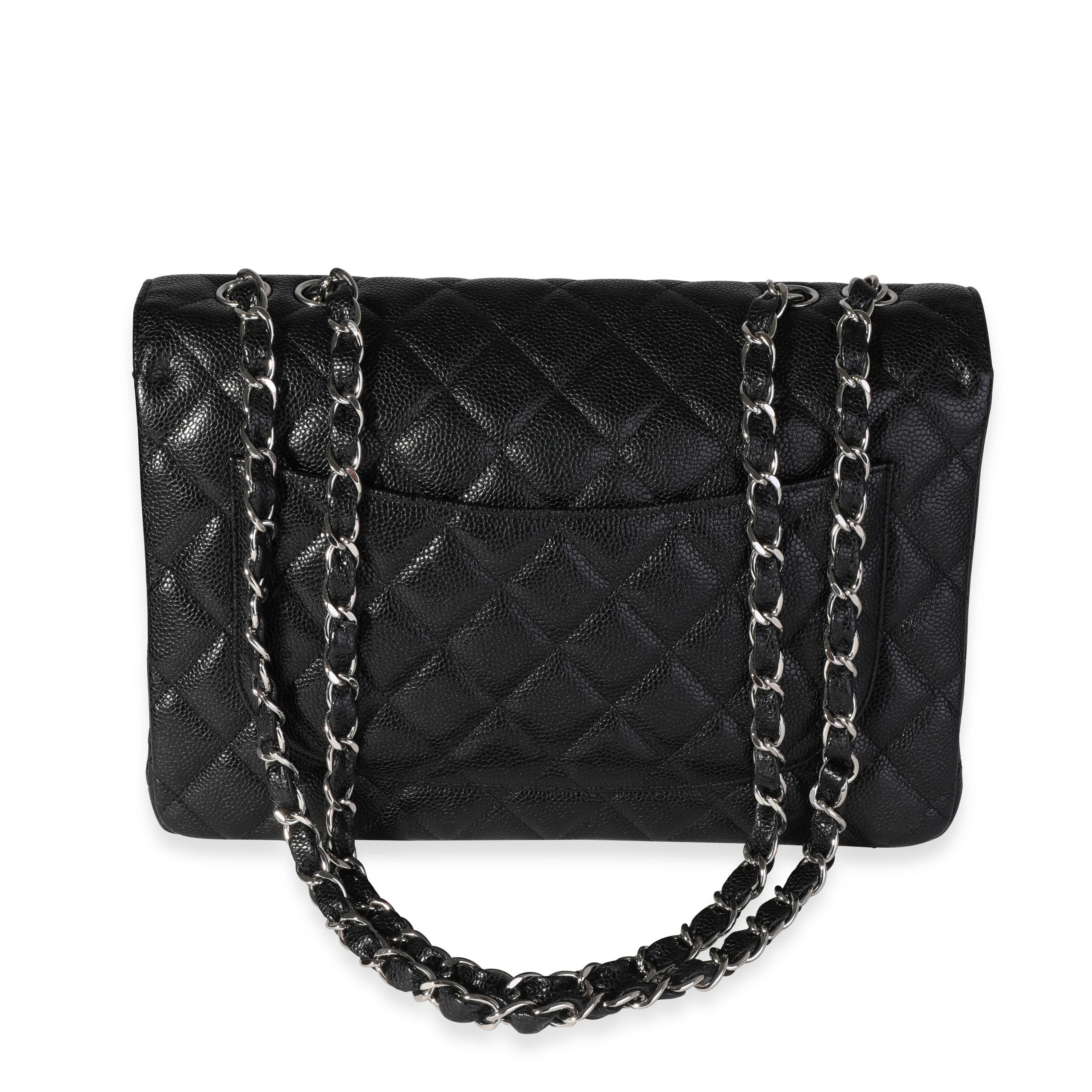 Chanel Black Caviar Quilted Jumbo Classic Single Flap Bag In Excellent Condition In New York, NY