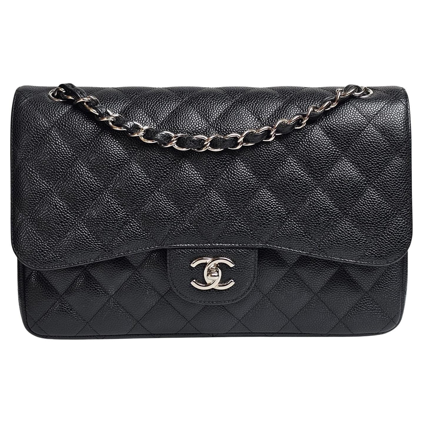 Chanel Caviar Negro Acolchado Jumbo Bolso Doble Solapa en venta