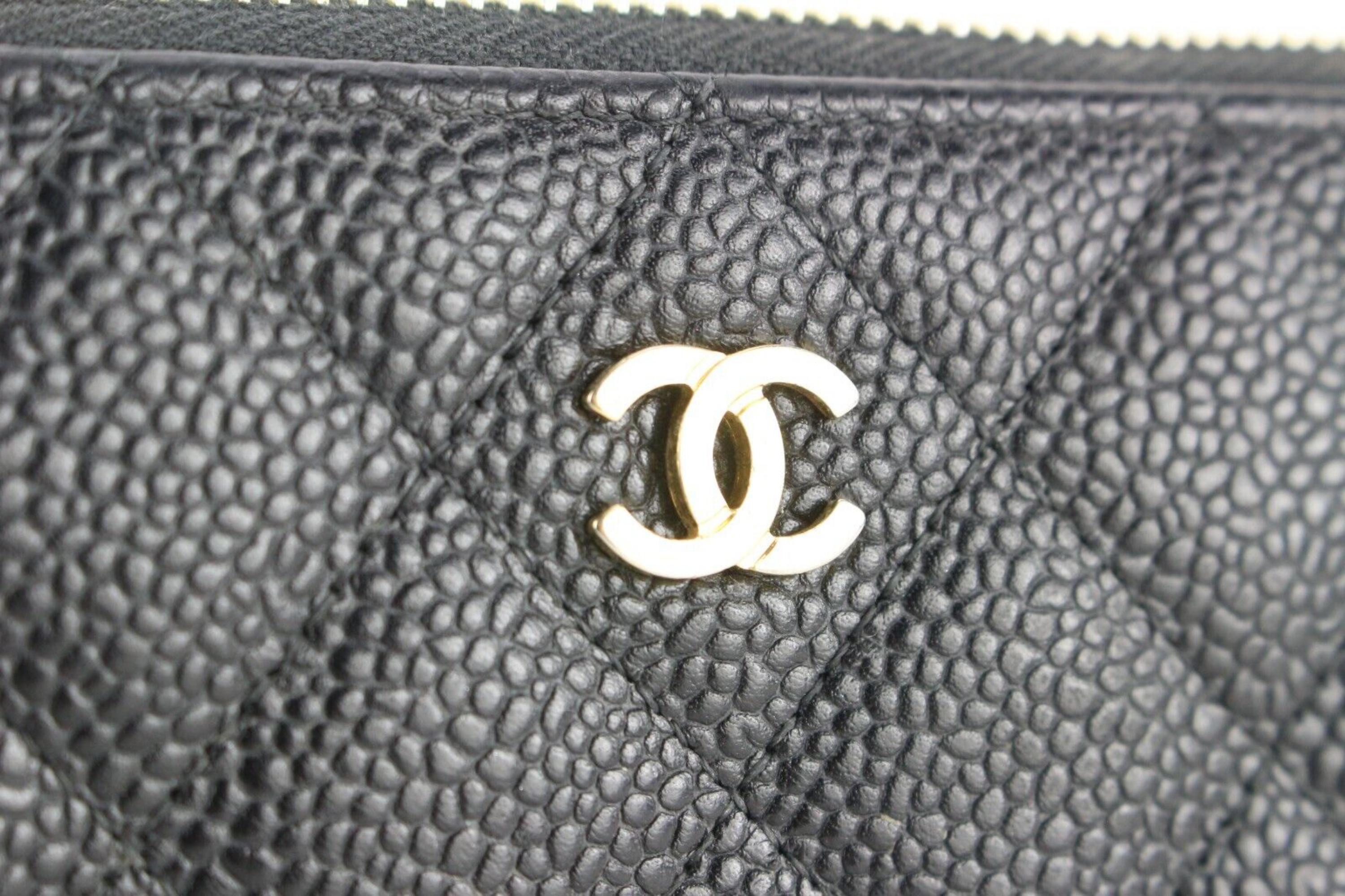 Chanel Black Caviar Quilted L-Gusset Zip Around Continental Wallet 2CC0123 In Good Condition In Dix hills, NY