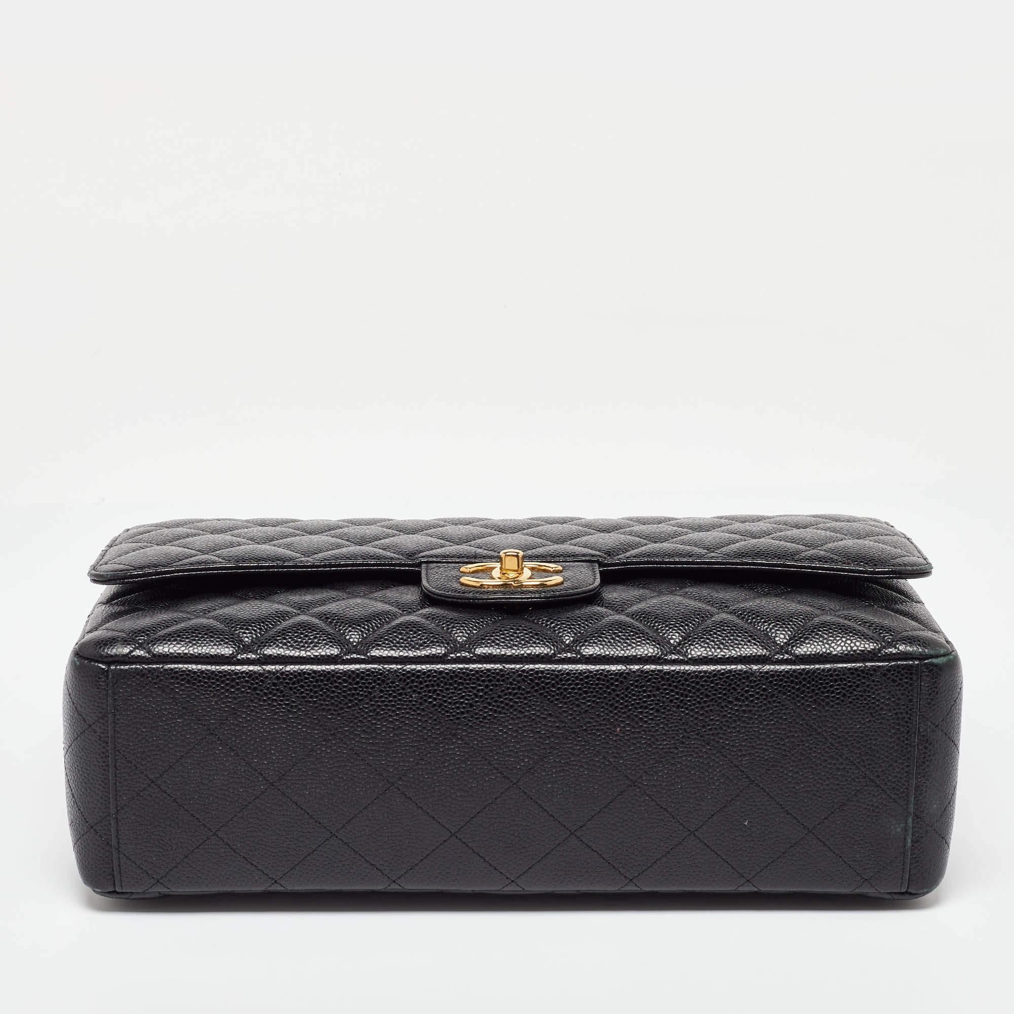 Chanel Caviar Negro Piel Acolchada Jumbo Bolso Clásico Doble Solapa 3