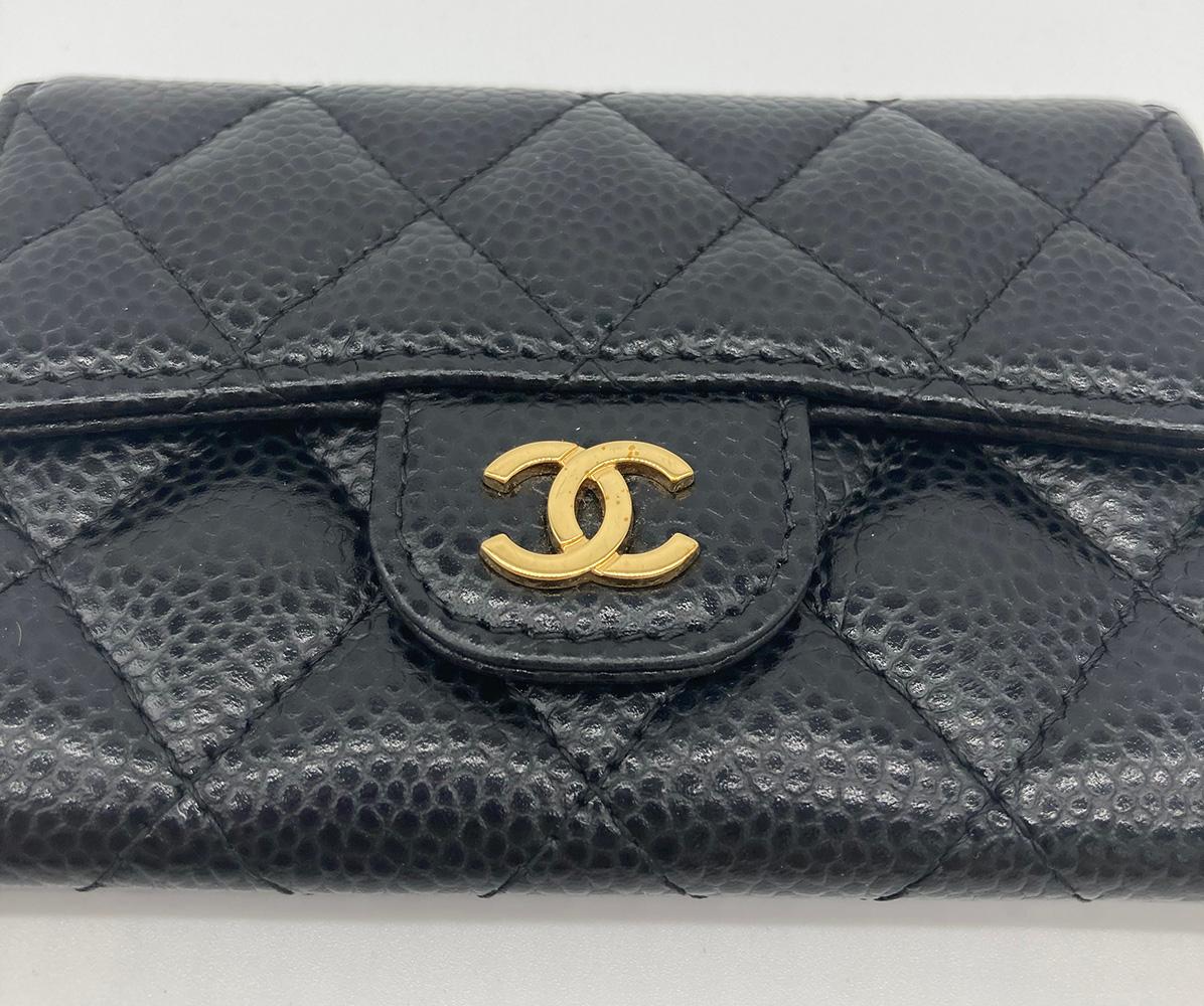 Chanel Black Caviar Quilted Snap Wallet In Excellent Condition In Philadelphia, PA