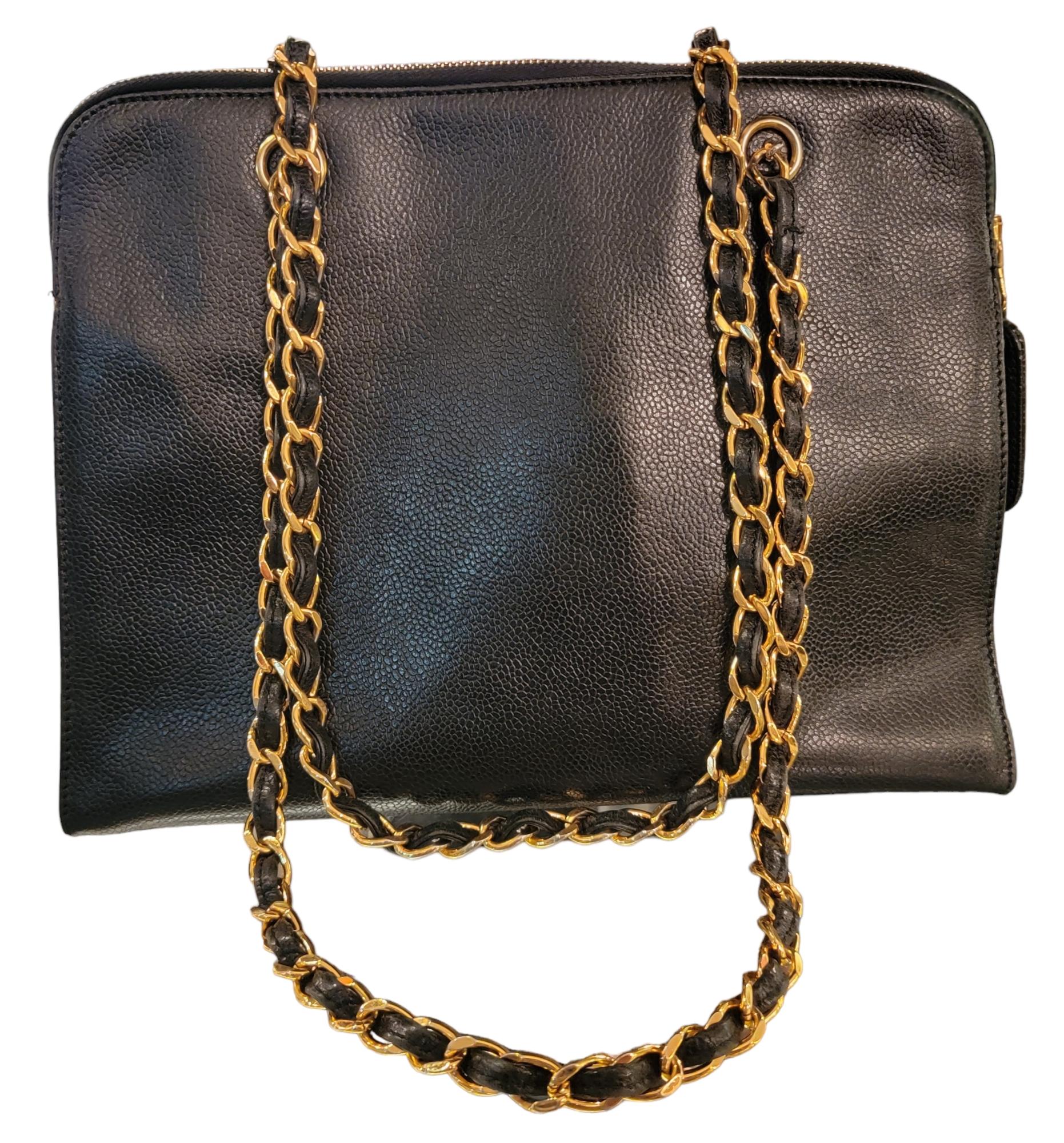 Women's or Men's CHANEL Black Caviar Skin Leather Shoulder Bag For Sale