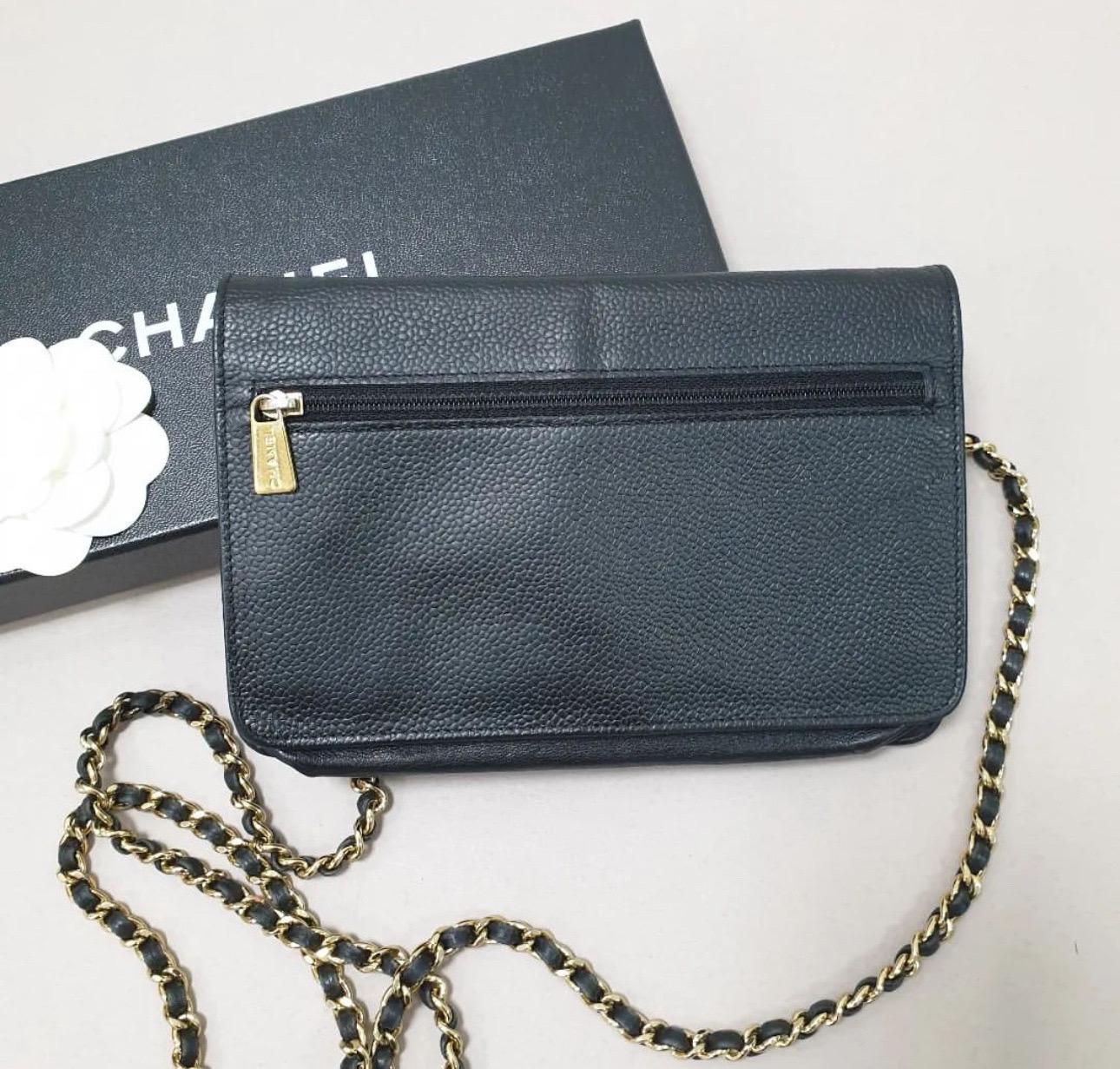 Chanel Black Caviar Timeless CC Wallet on Chain WOC In Good Condition In Krakow, PL