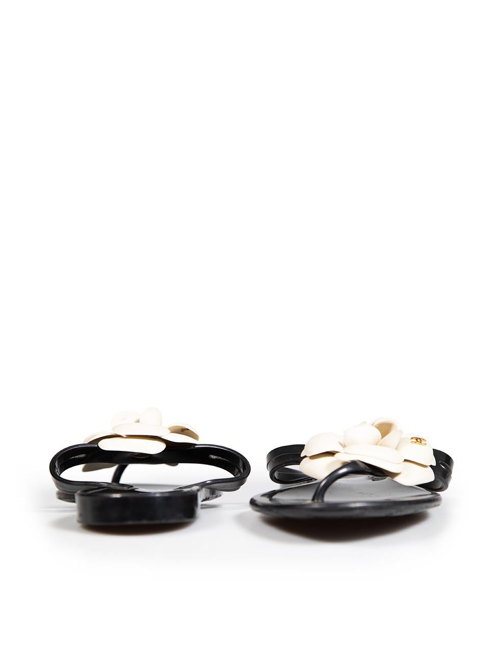 Chanel Black CC Logo Camellia Sandals Size IT 39 In Good Condition In London, GB