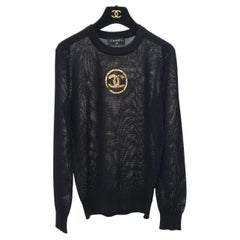 Chanel Schwarzer CC Logo-Pullover mit Netzärmel - Größe S