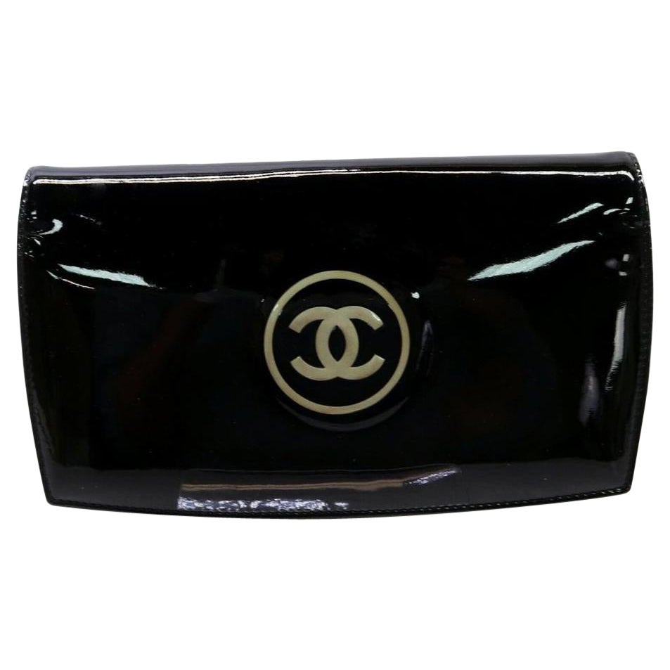 Chanel Chanel Schwarz CC Logo Brieftasche mit Lacklederklappe 862472