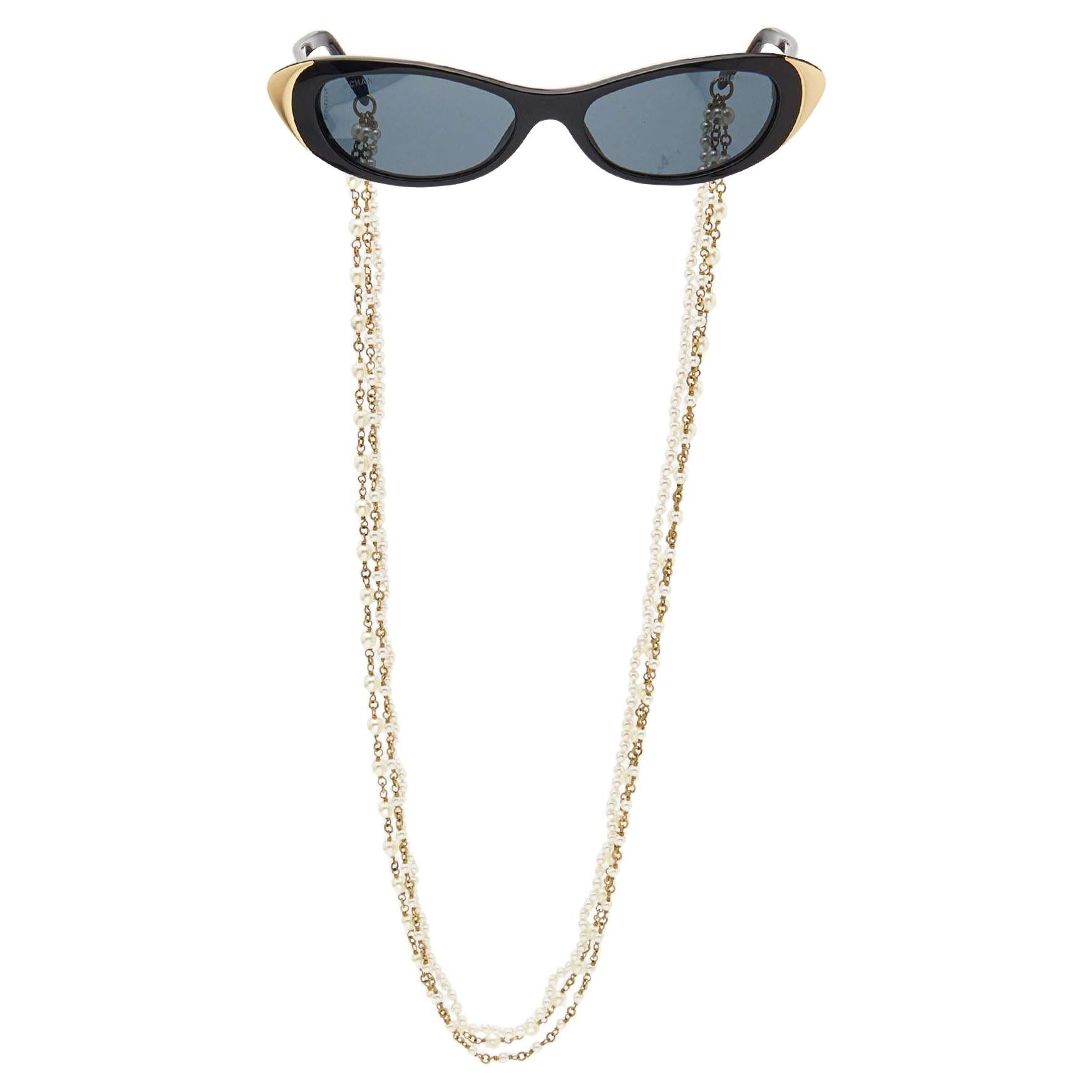 Chanel Black CC Pearl Necklace Sunglasses at 1stDibs
