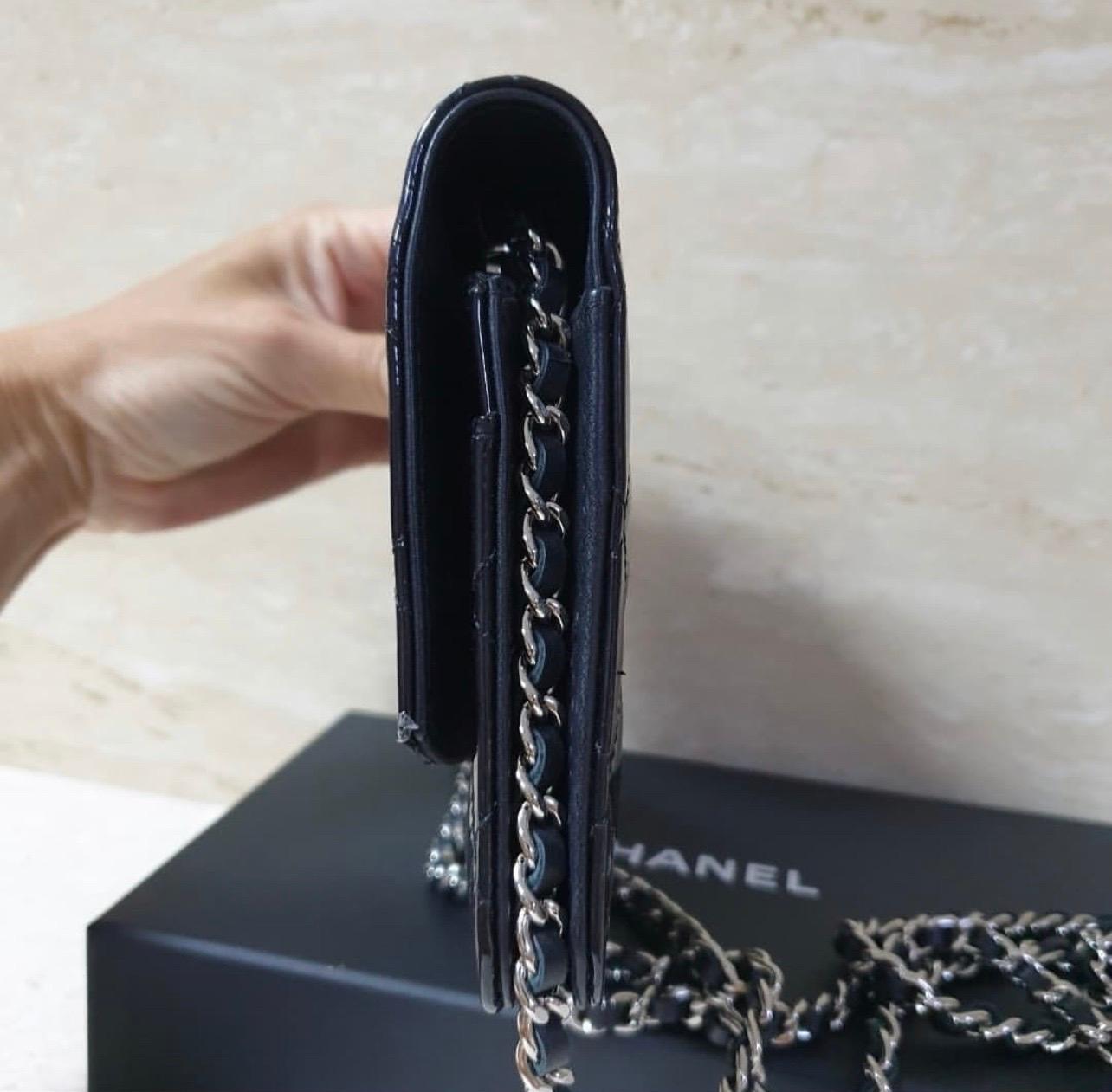 Women's Chanel Black Cc Timeless Patent Leather Wallet On Chain