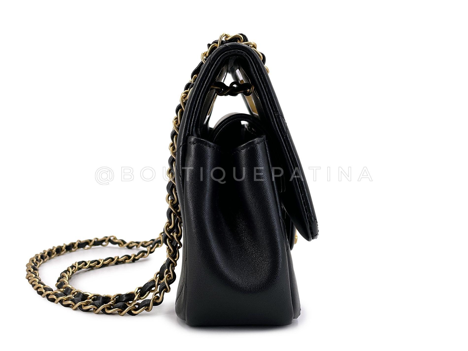 Chanel, sac à main noir avec anse en chaîne et rabat, GHW  68023 Pour femmes en vente