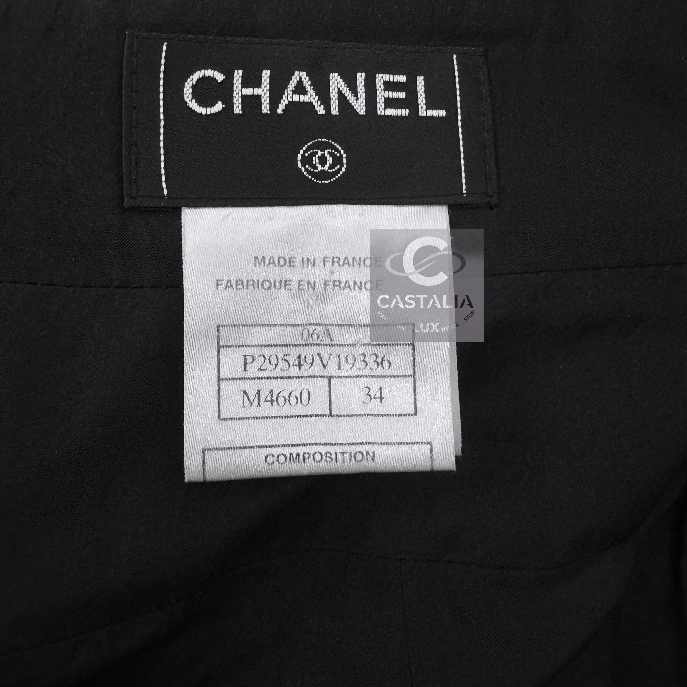 Chanel Black Checked Tweed Skirt For Sale 4