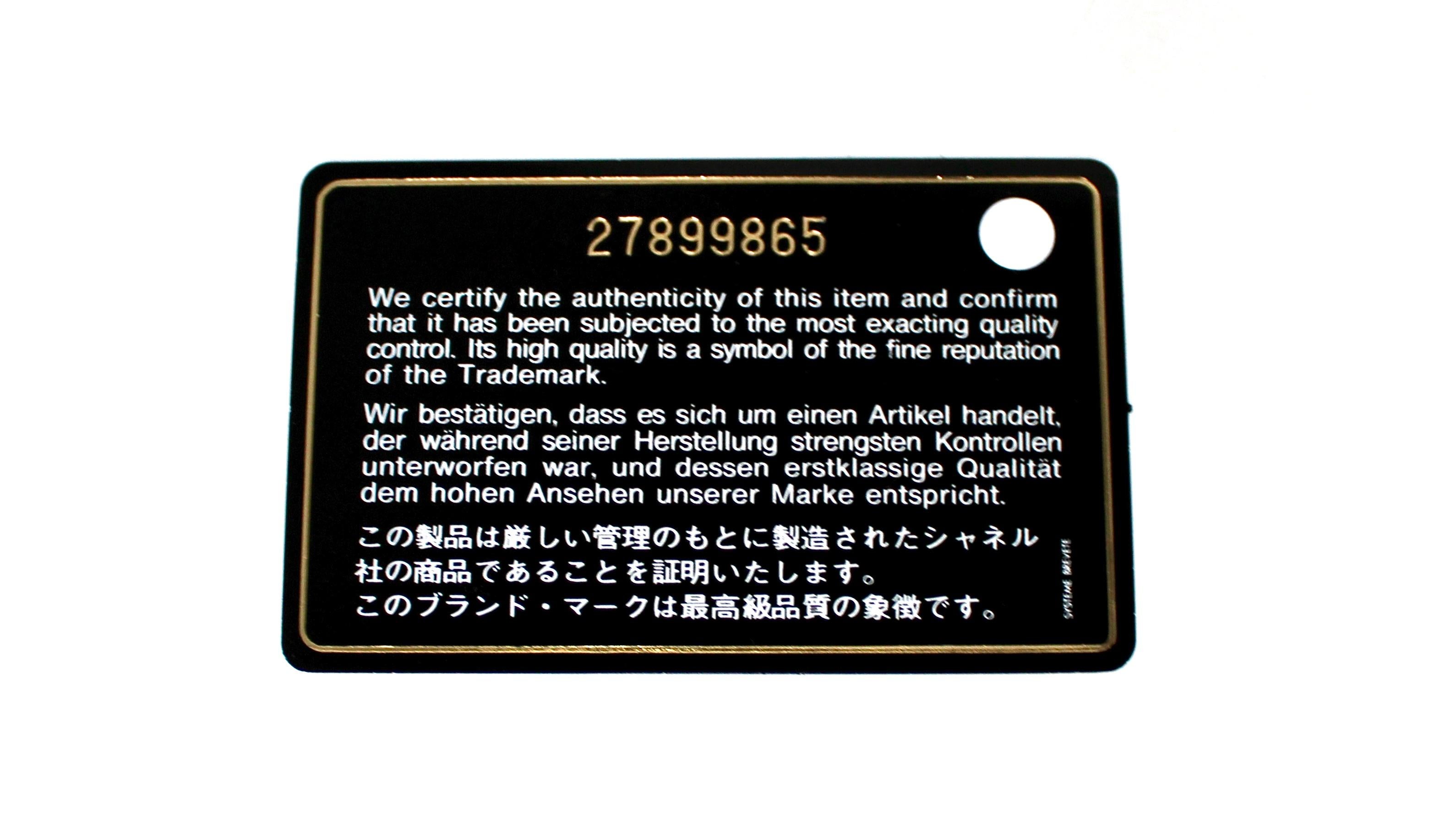 Chanel Black Chevron Calfskin Statement Flap Bag circa 2019 en vente 9