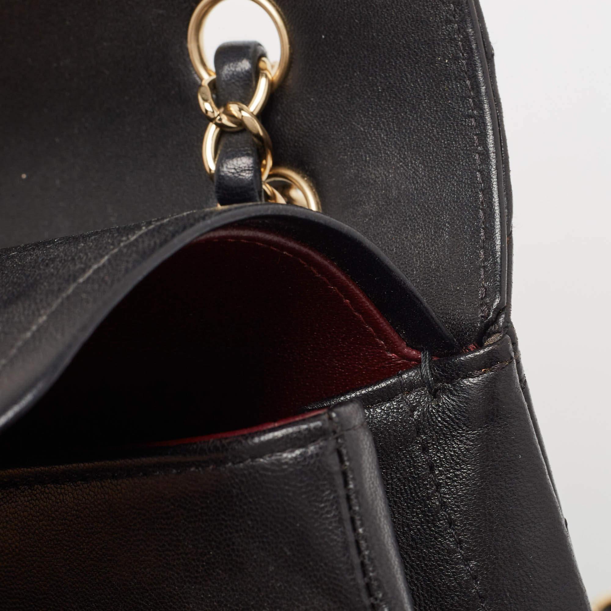 Chanel Black Chevron Lambskin Leather Medium Classic Double Flap Bag 6
