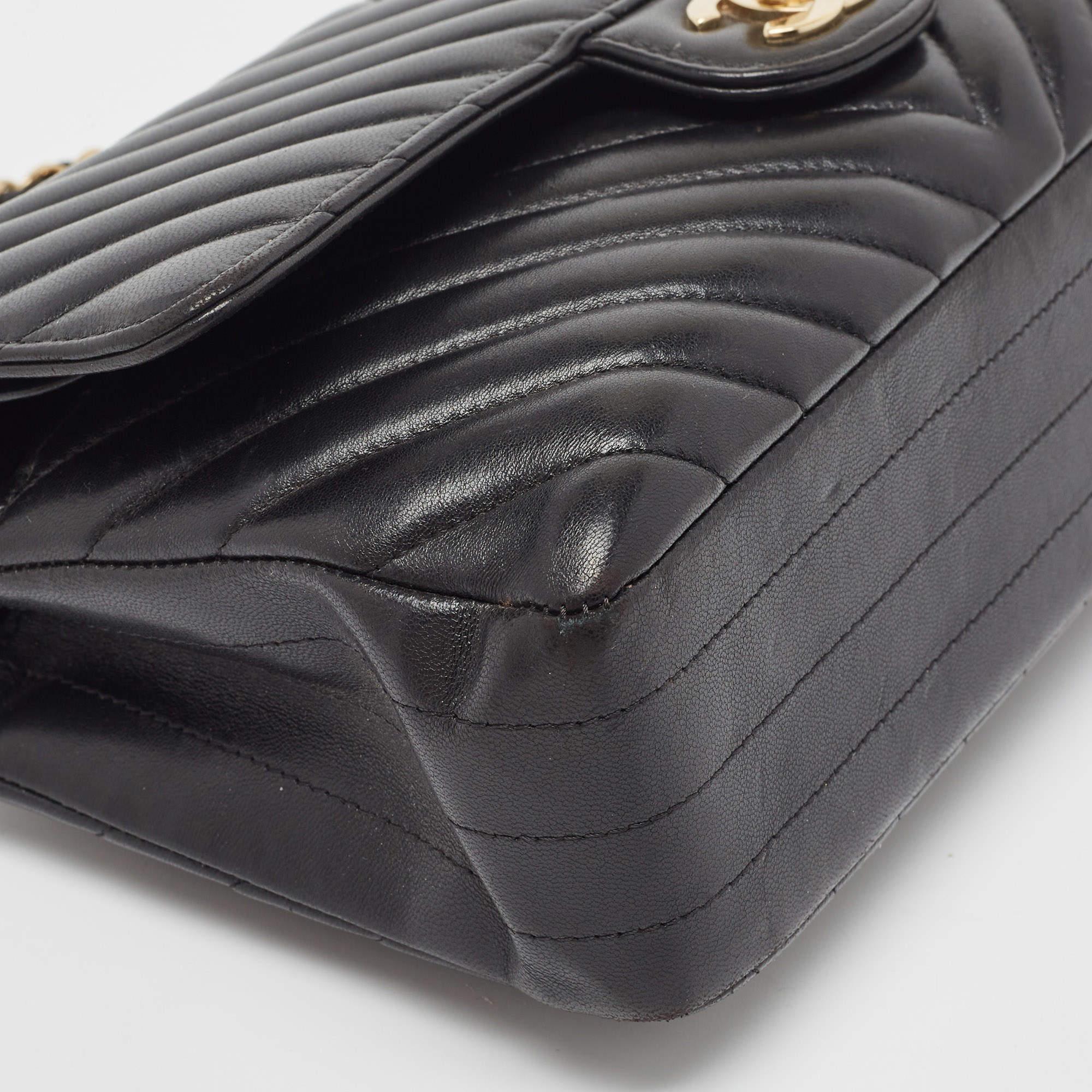 Chanel Black Chevron Lambskin Leather Medium Classic Double Flap Bag 11