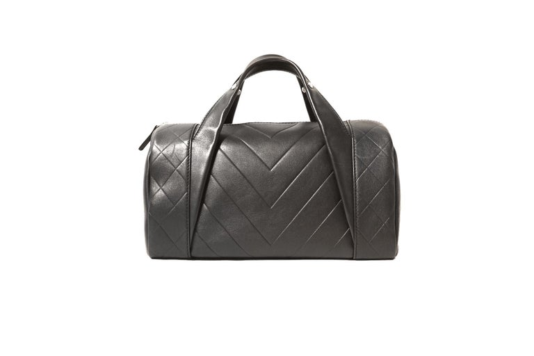 Vintage CHANEL Black Leather Chevron Quilted Stripe Shoulder Bag 80s  Crossbody at 1stDibs