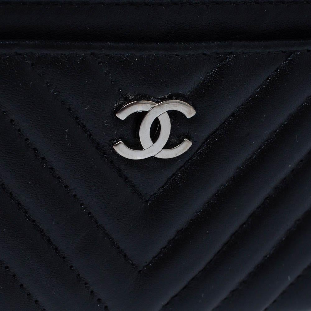 Chanel Black Chevron Leather Card Holder 1