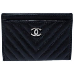 Chanel Schwarzes Chevron Leder Kartenetui