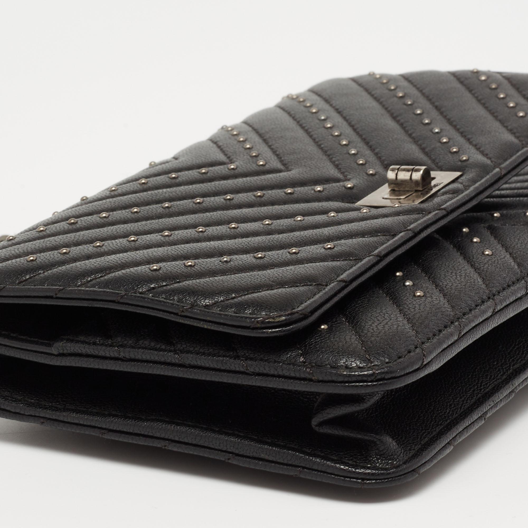 Chanel Black Chevron Leather Reissue 2.55 Wallet On Chain 4