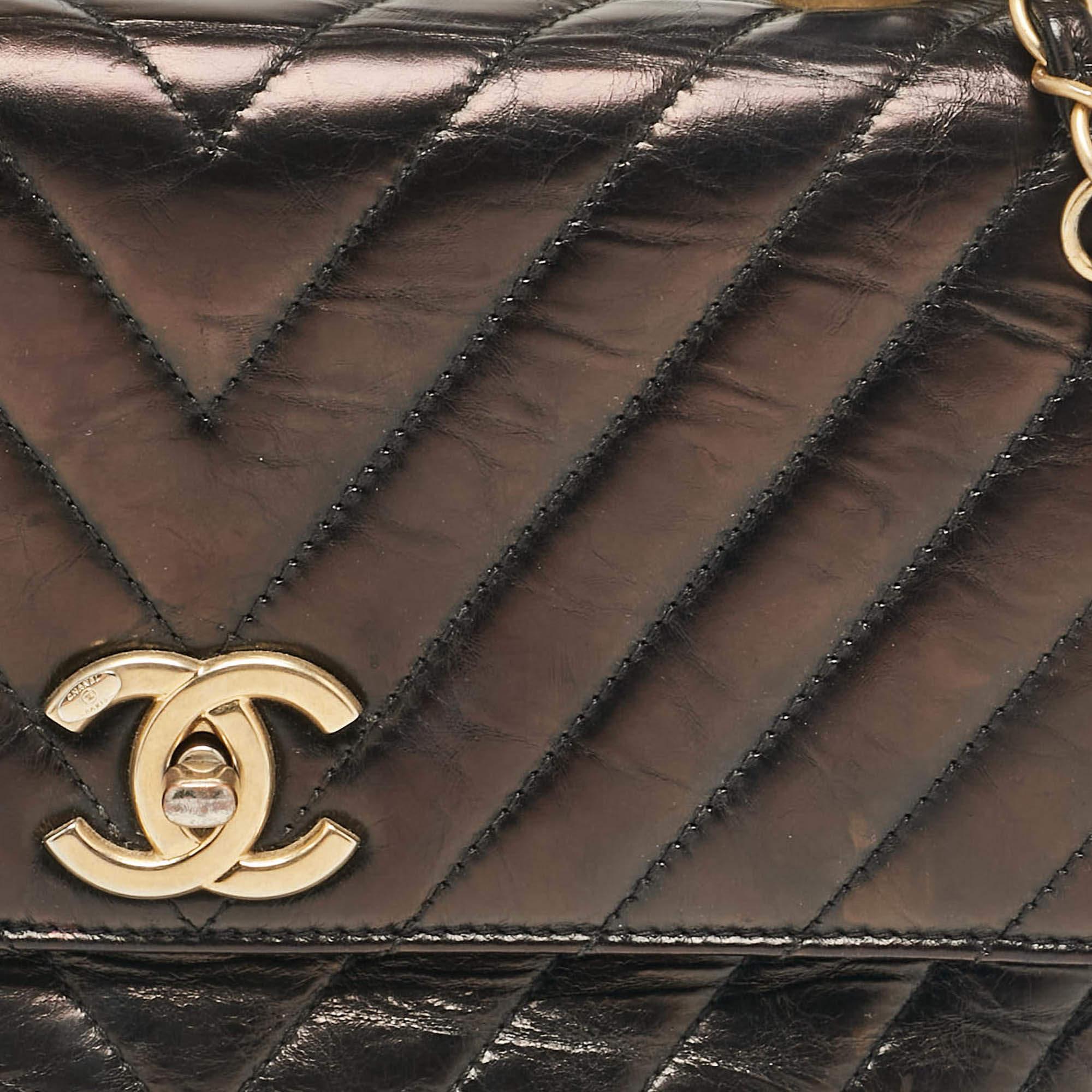 Chanel Black Chevron Leather Small Coco Top Handle Bag For Sale 1
