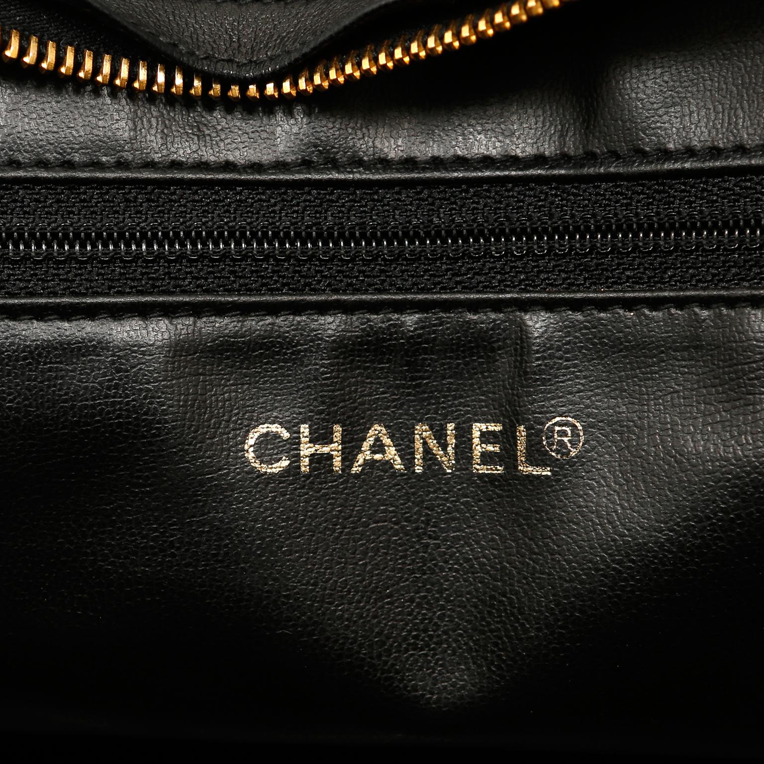 Chanel Black Chevron Leather Vintage Day Bag 1